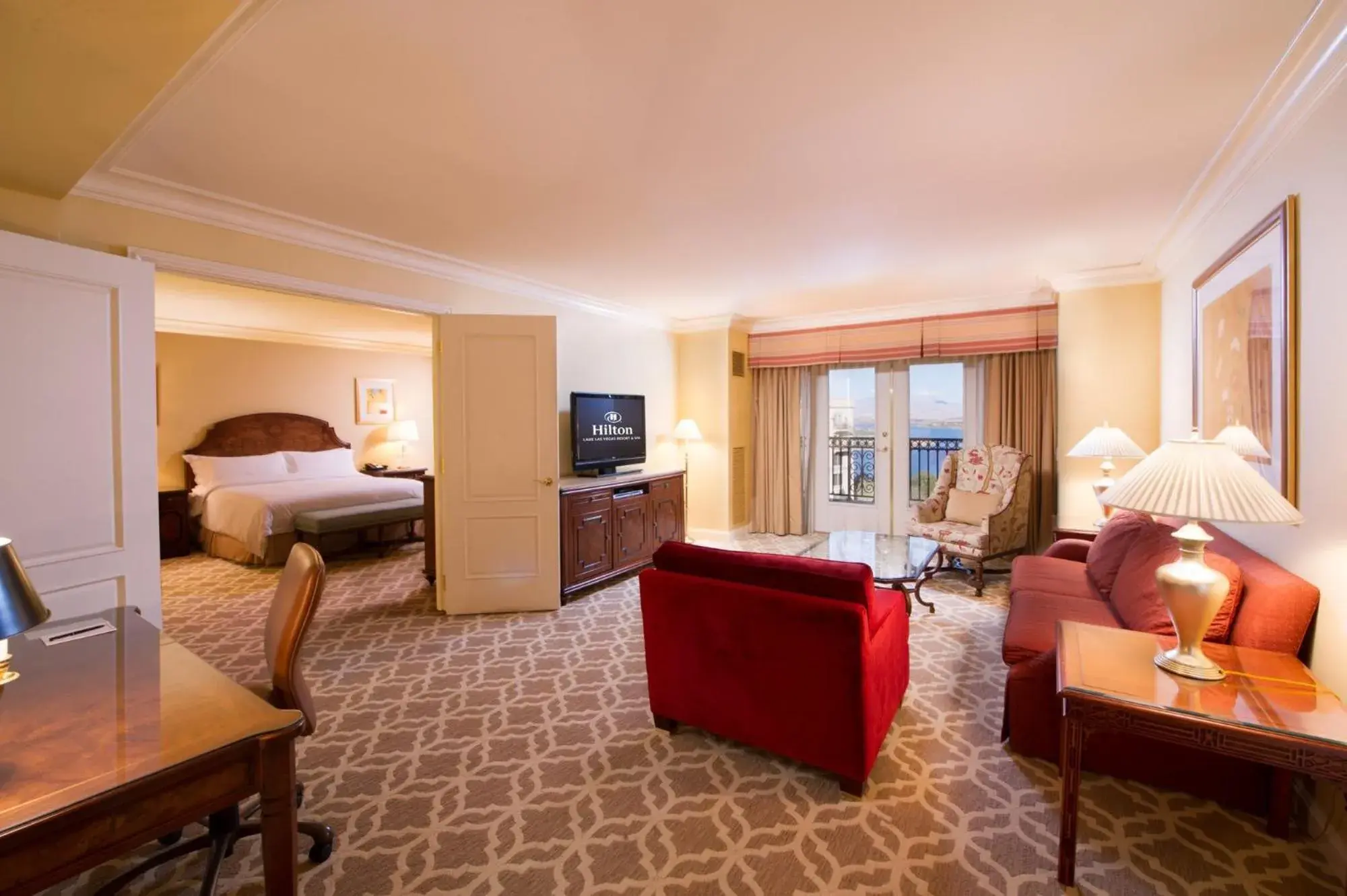 King Suite in Hilton Lake Las Vegas Resort & Spa King Suite in Hilton Lake Las Vegas Resort & Spa