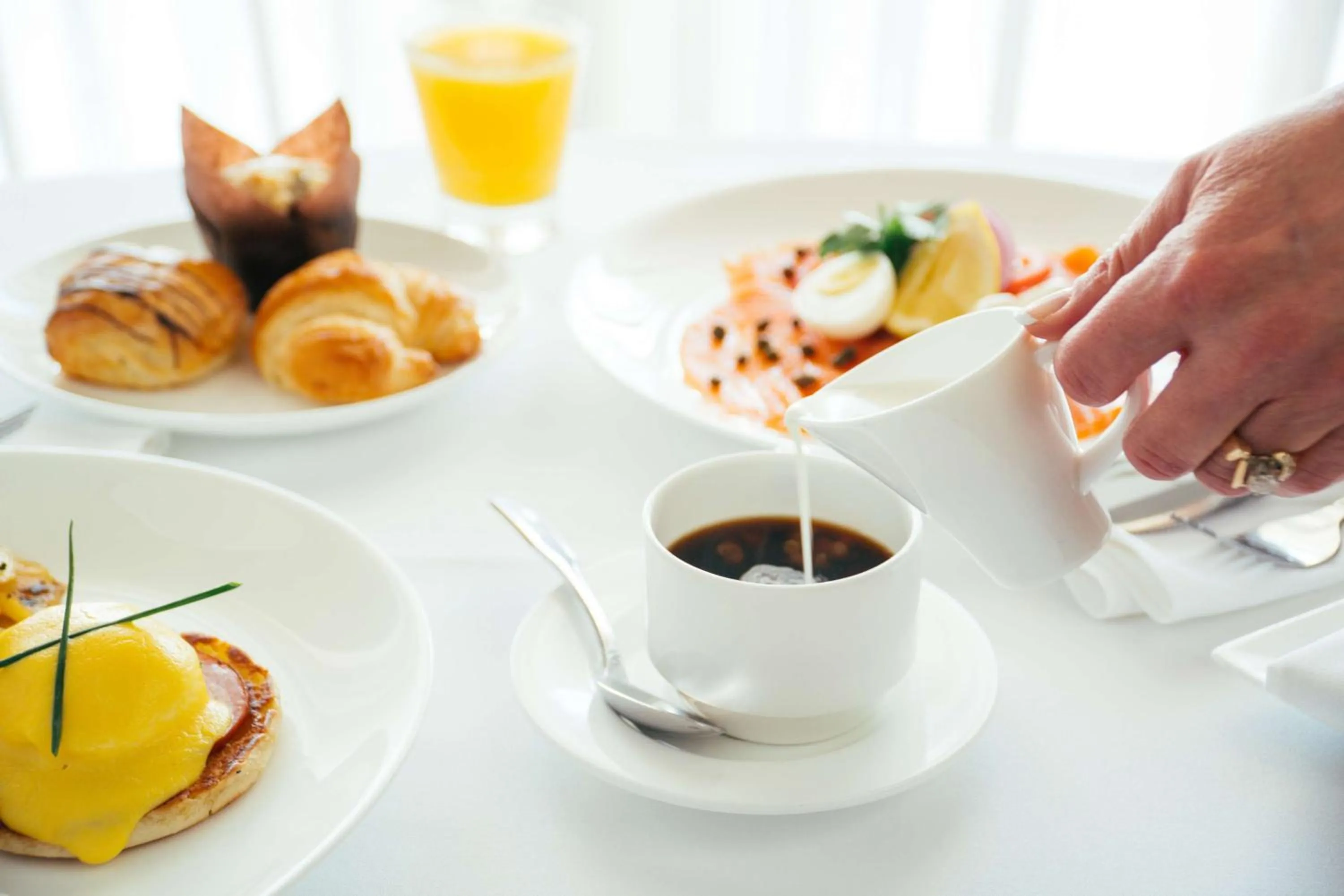 Dining area in Hilton Lake Las Vegas Resort & Spa