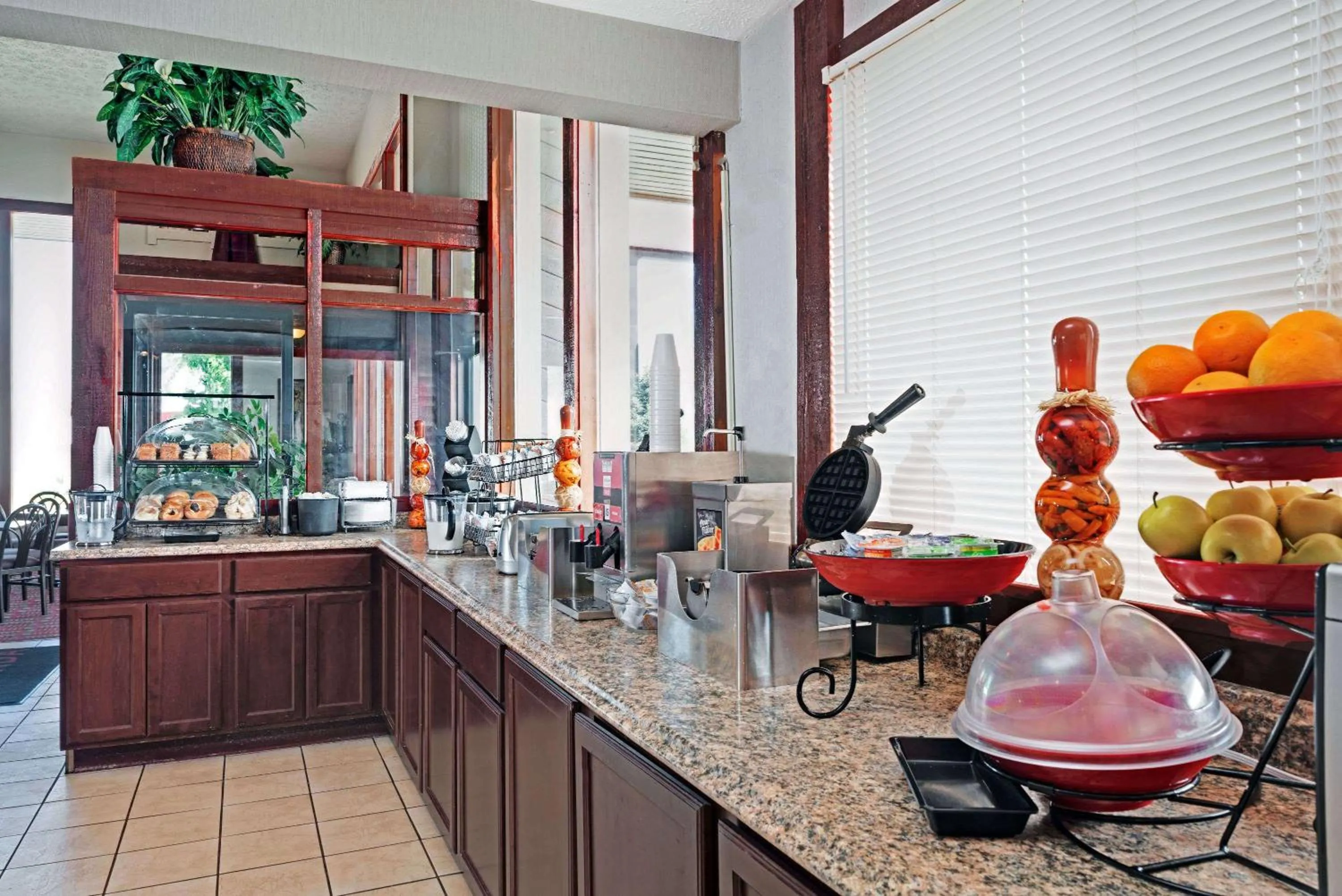 Restaurant/places to eat in Ramada by Wyndham Spokane Valley