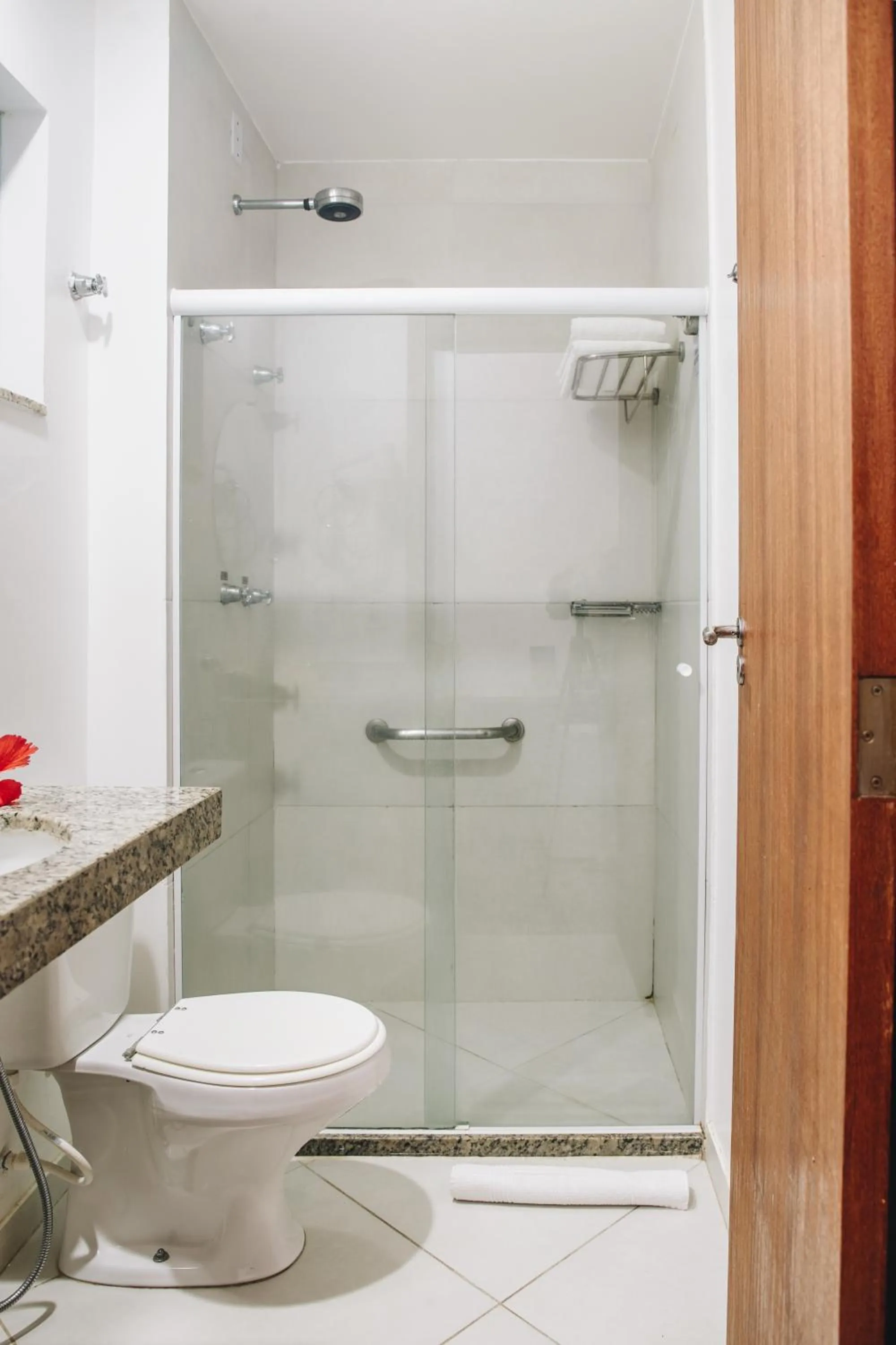 Bathroom in Jardim Atlântico Beach Resort