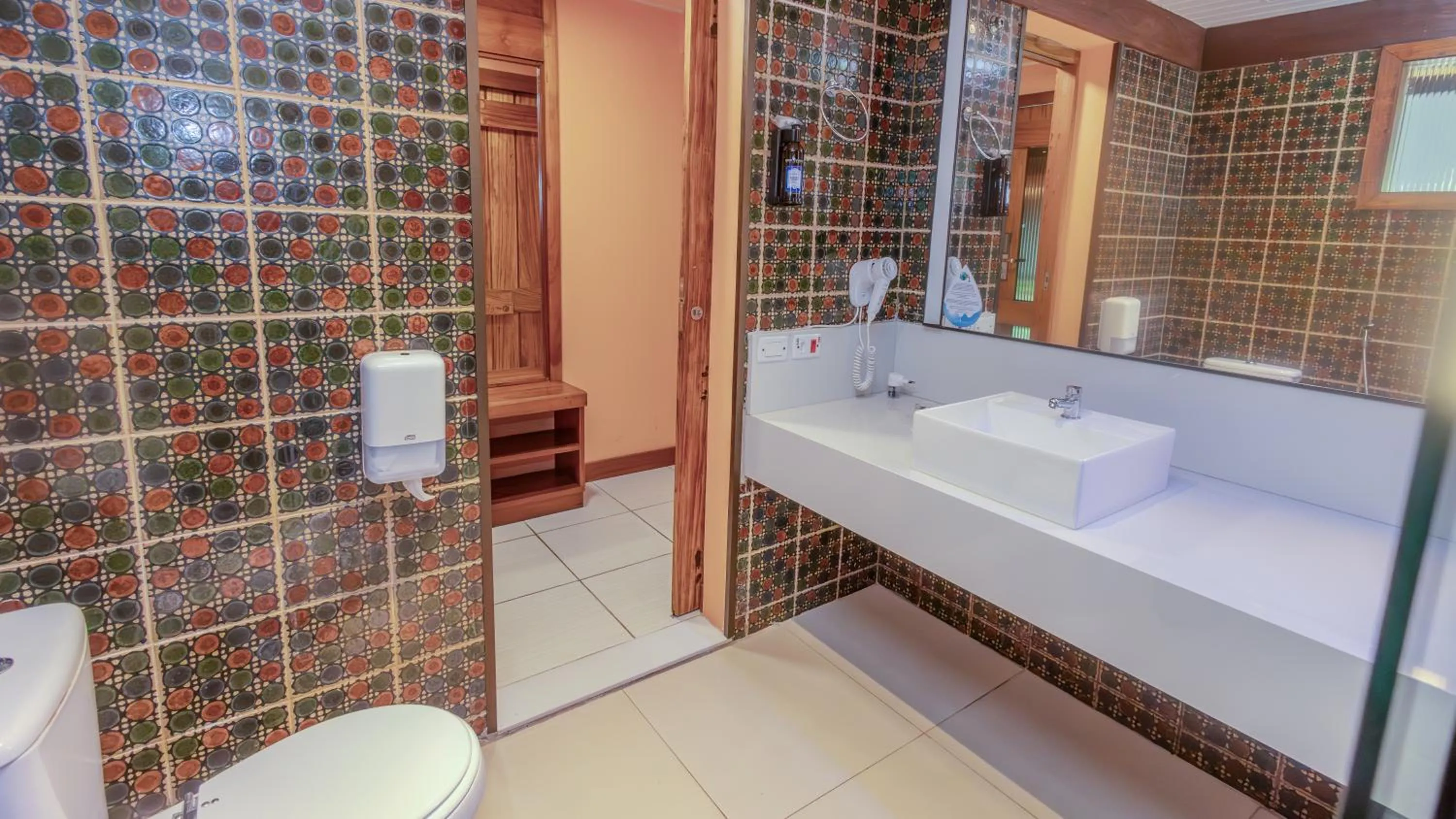 Bathroom in Jardim Atlântico Beach Resort