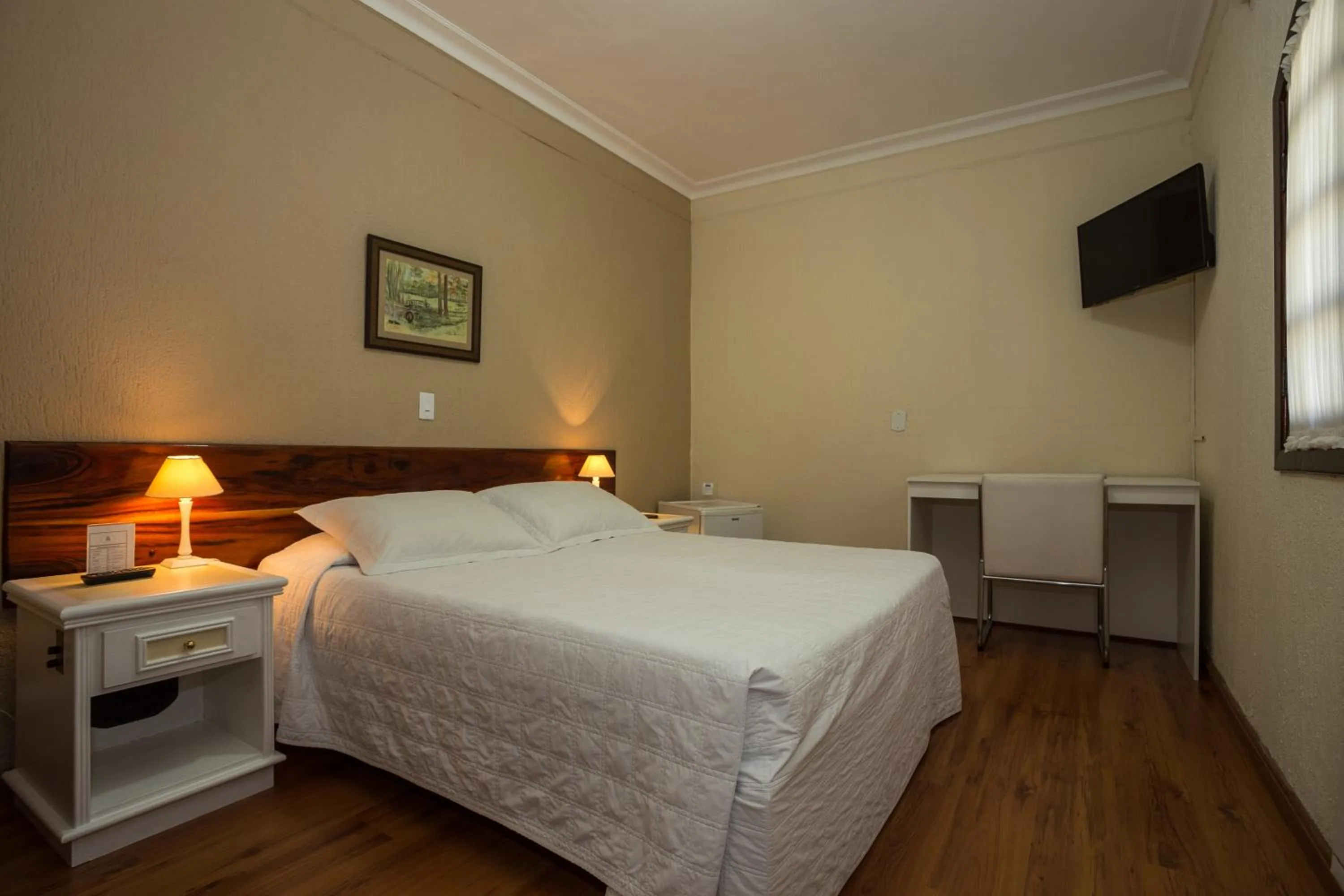 Bedroom, Bed in Hotel Leão da Montanha