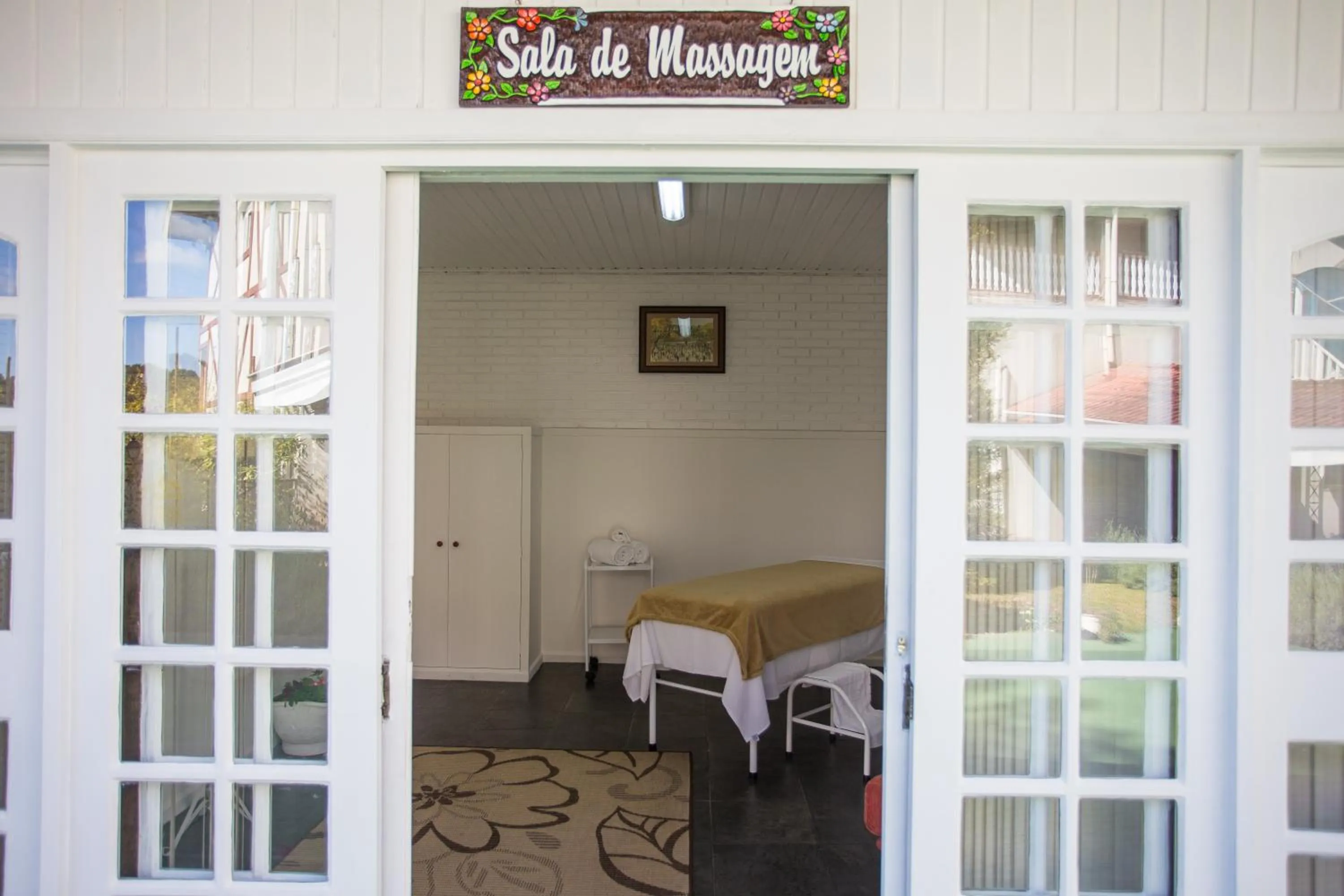 Massage, Bed in Hotel Leão da Montanha