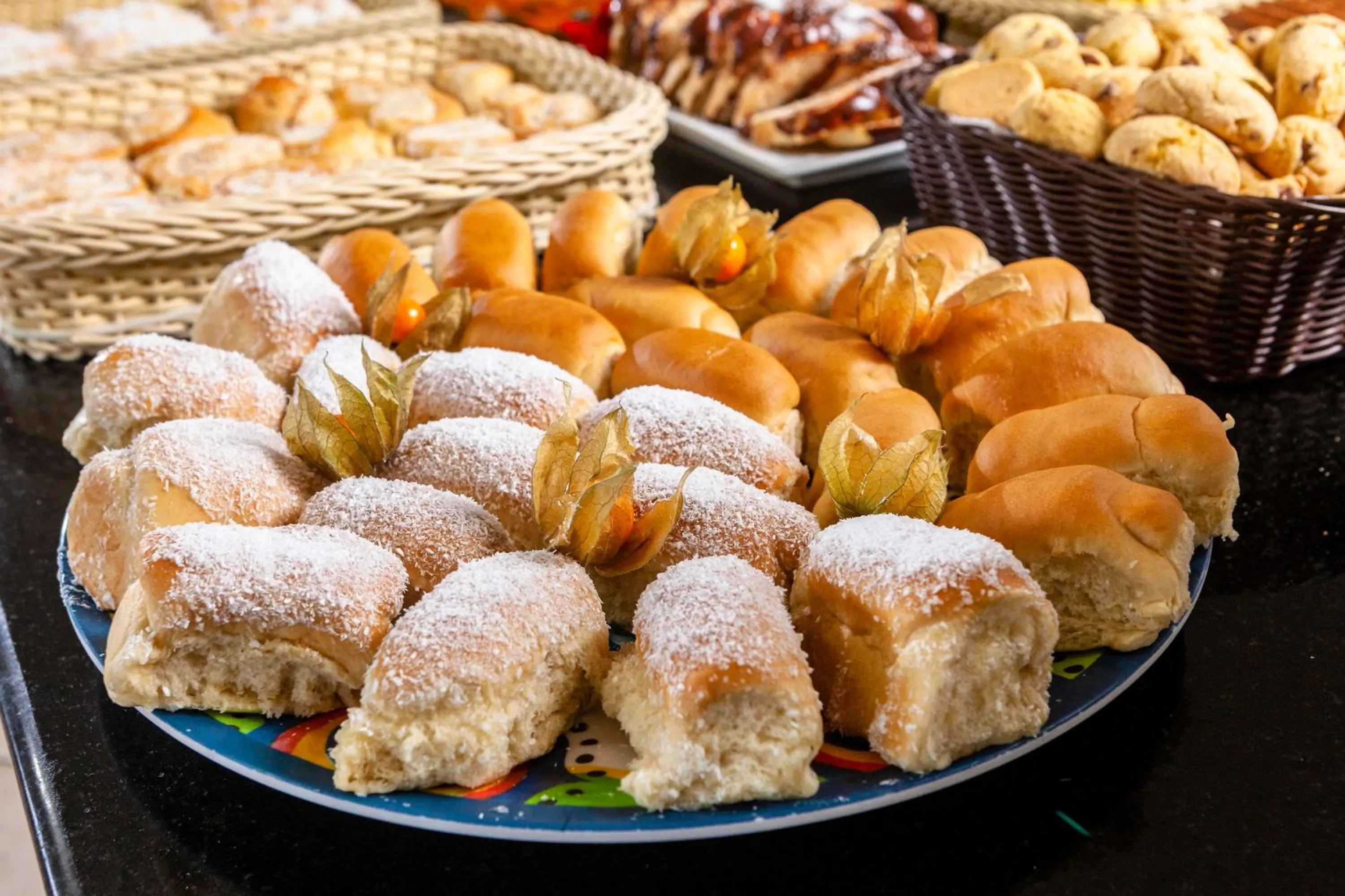 Buffet breakfast in Hotel Leão da Montanha