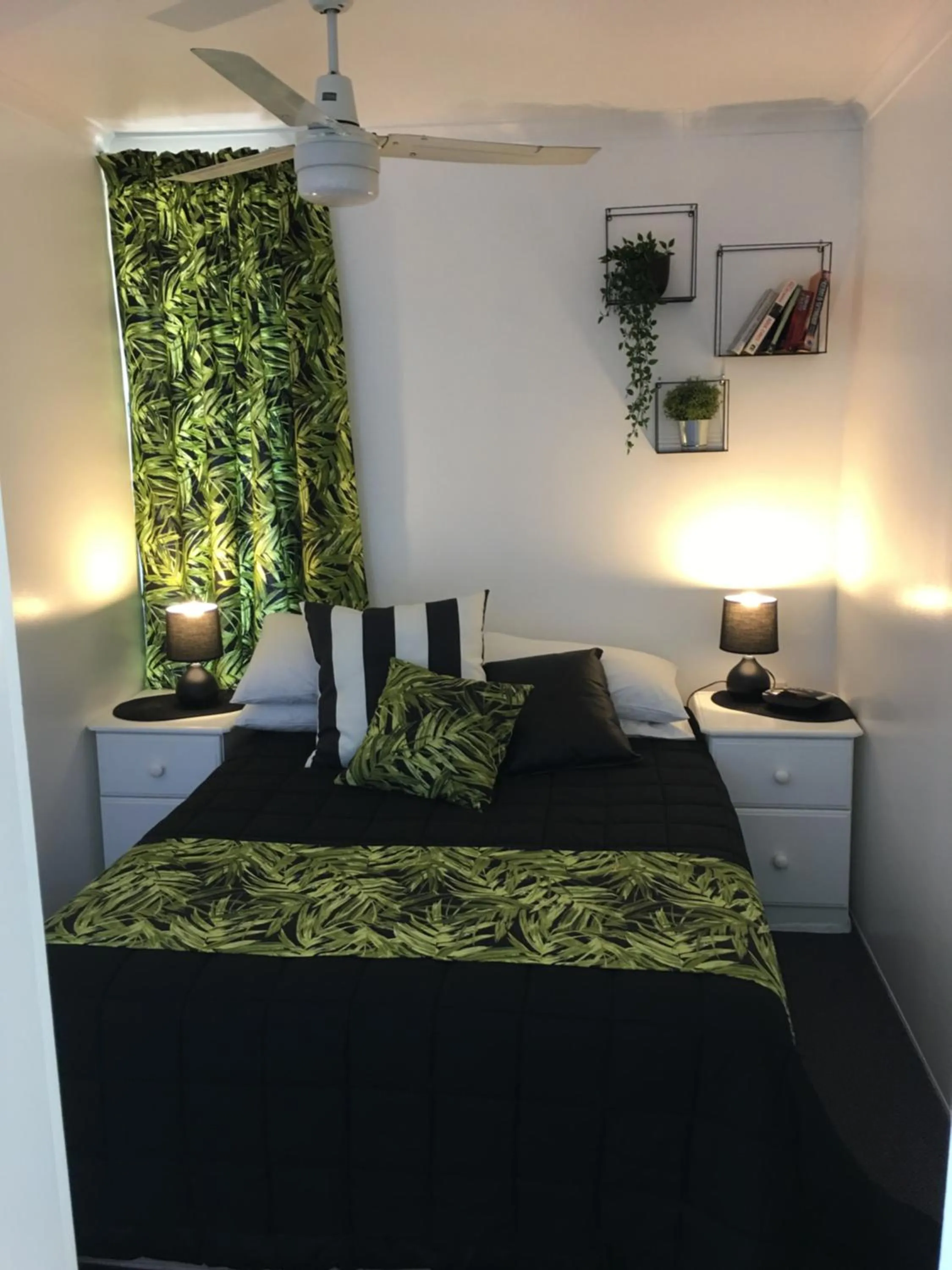 Bed in Maroochy River Bungalows