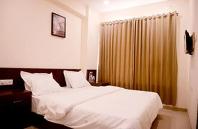 Malhar Grand