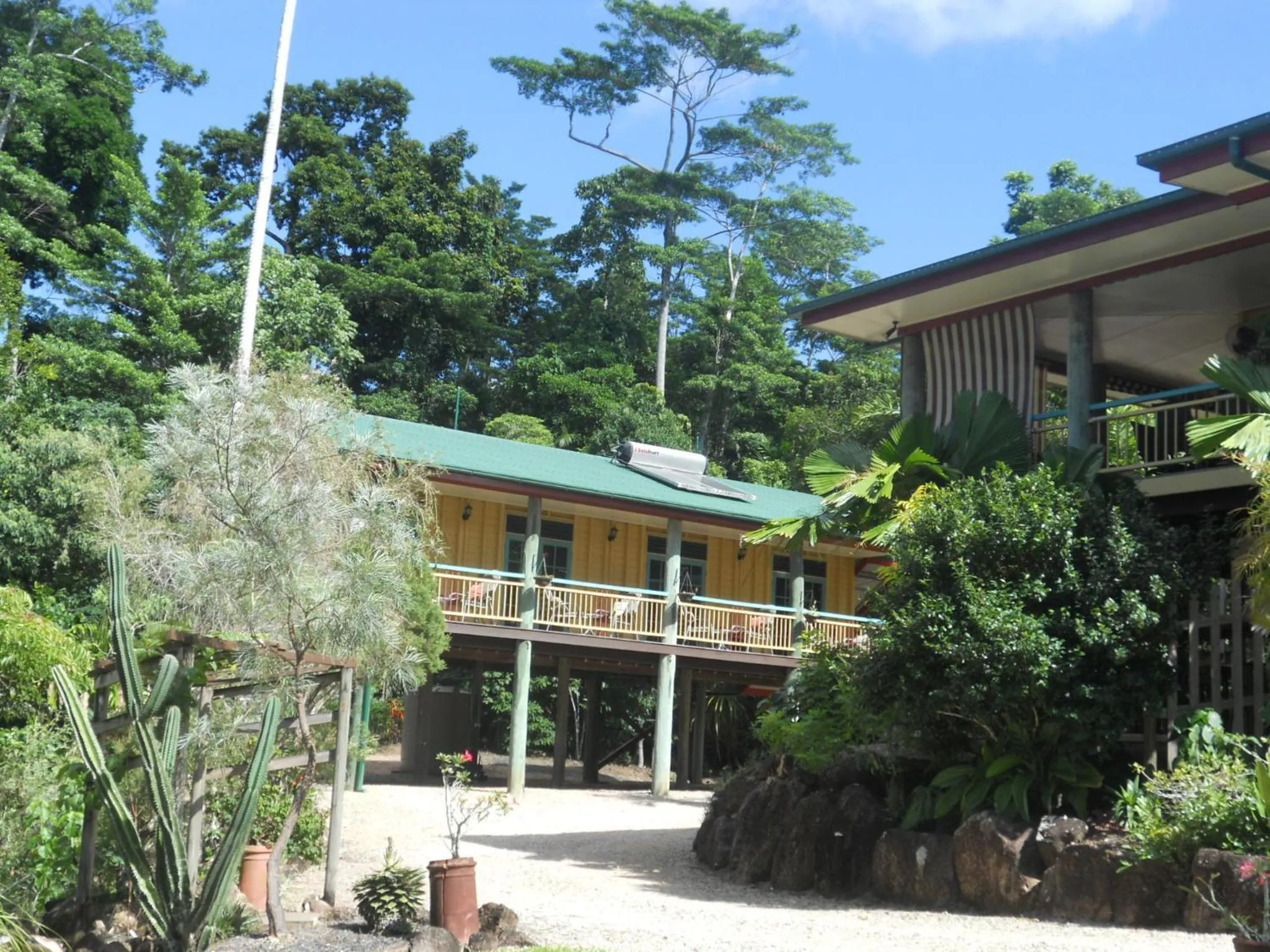 Property building in Licuala Lodge