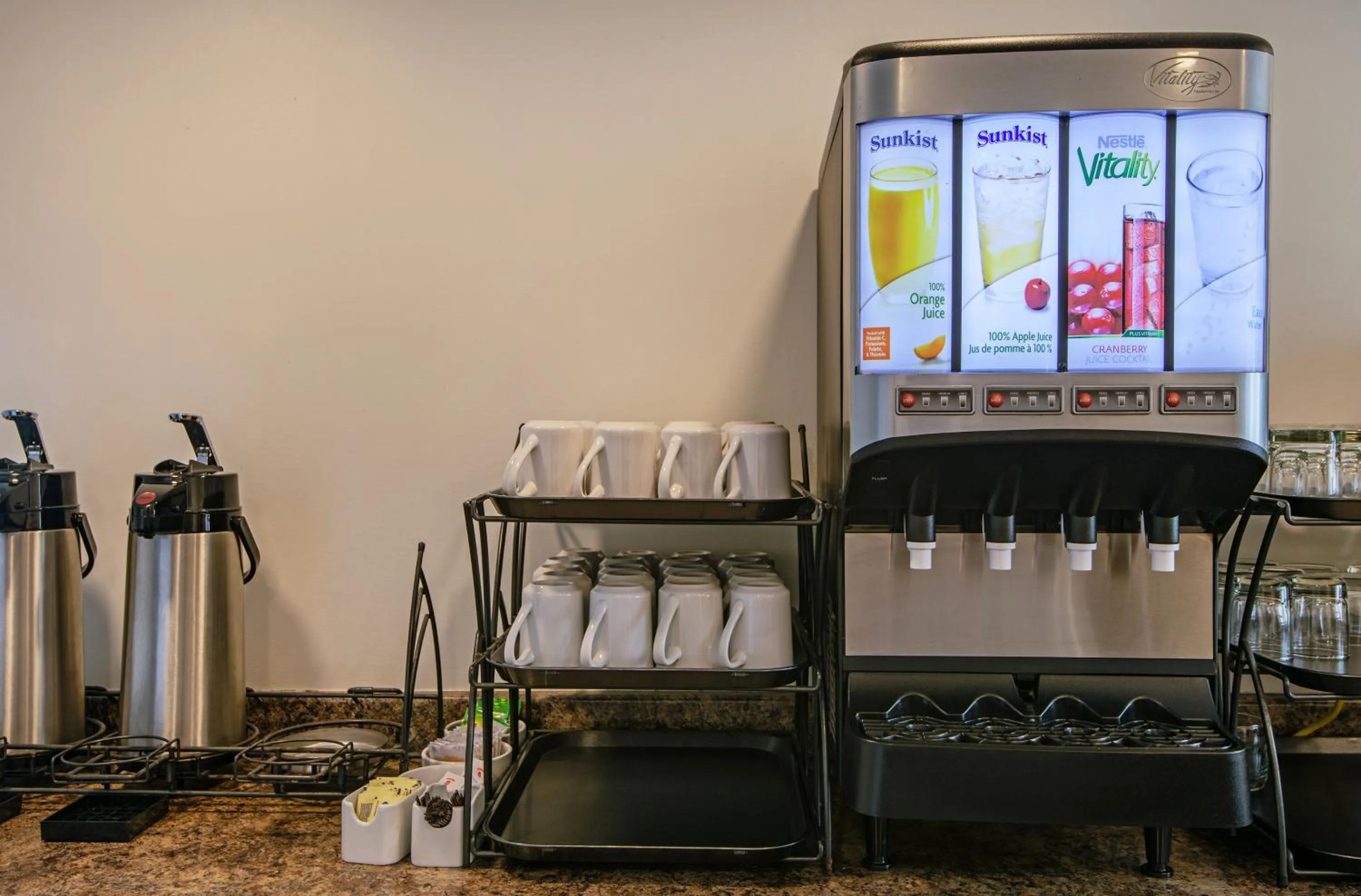 Breakfast in Riverland Inn & Suites