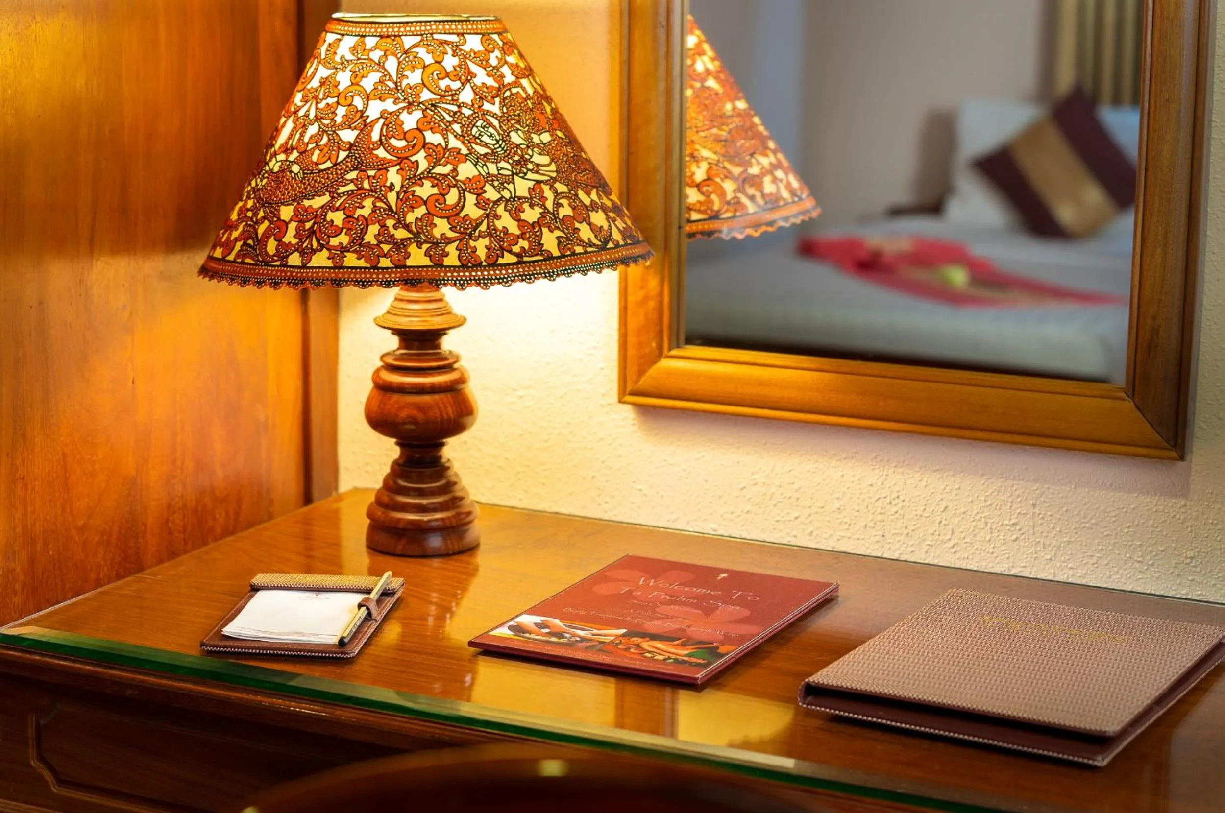 Bed in Ta Prohm Hotel & Spa