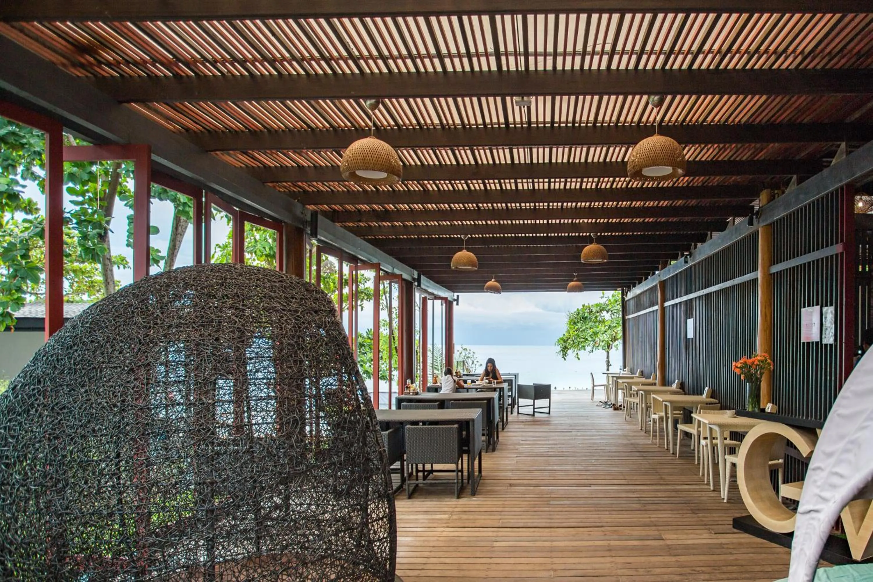 Restaurant/places to eat in Samed Grandview Resort