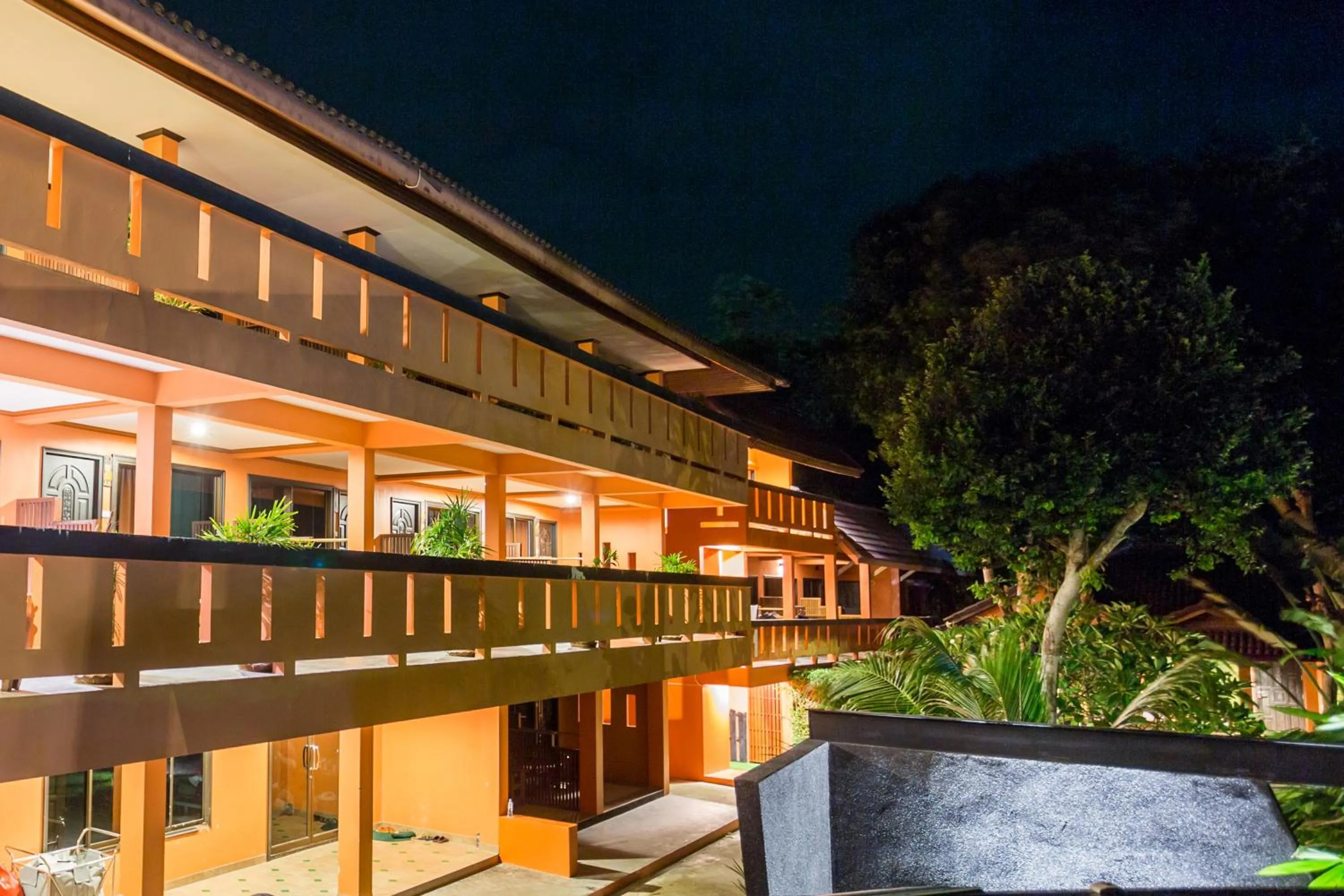 Property building in Samed Grandview Resort