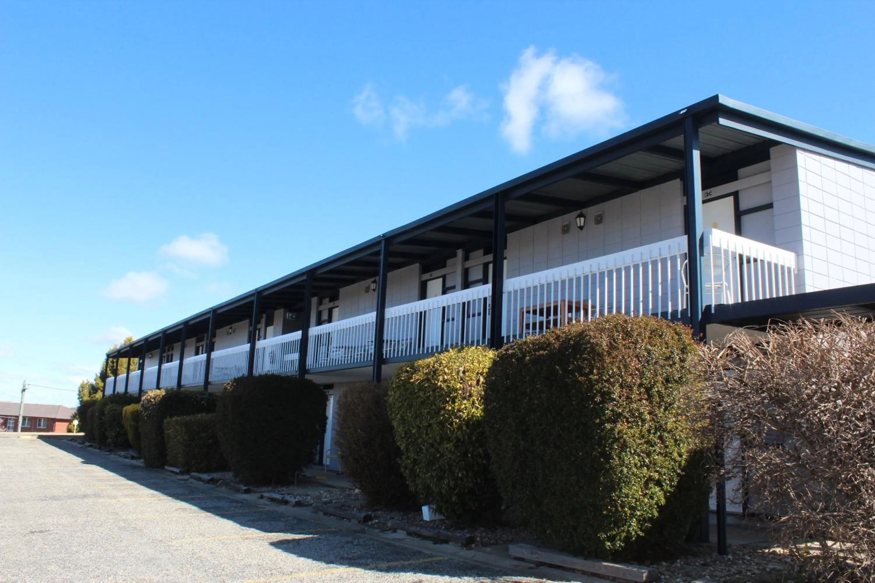 Property building in Snow Season Motor Inn