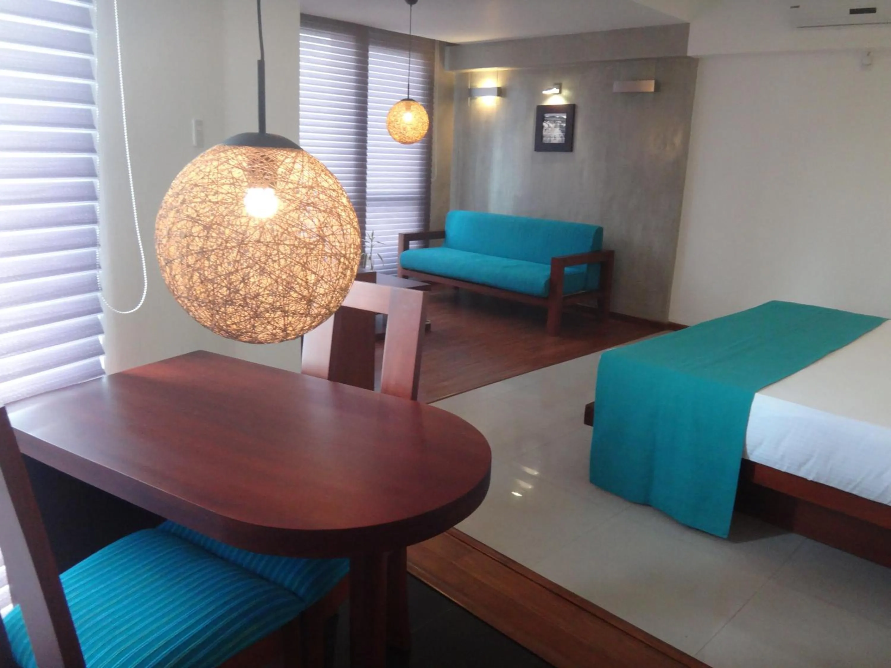 Bedroom, Bed in Hotel Topaz