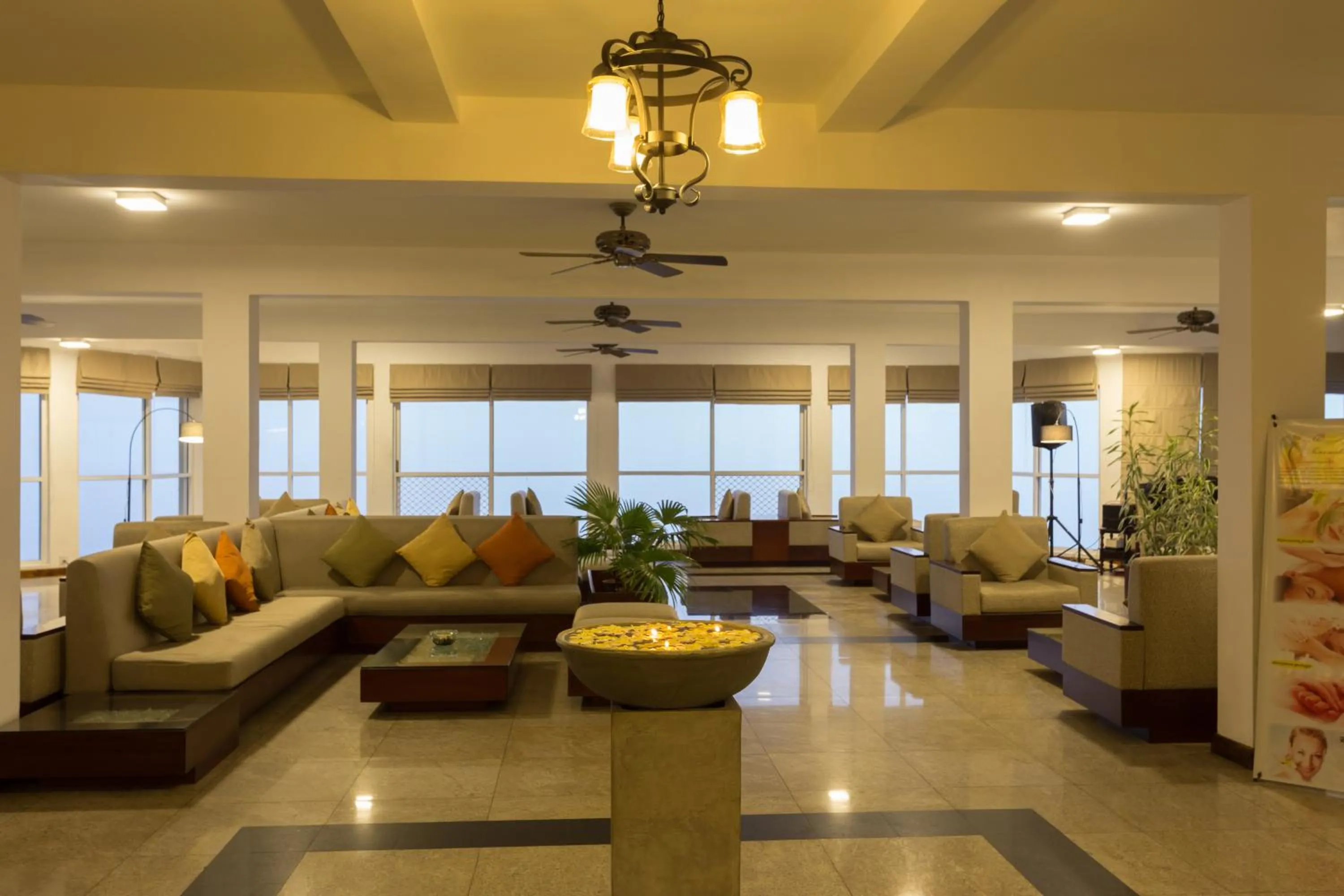 Lobby or reception in Hotel Topaz
