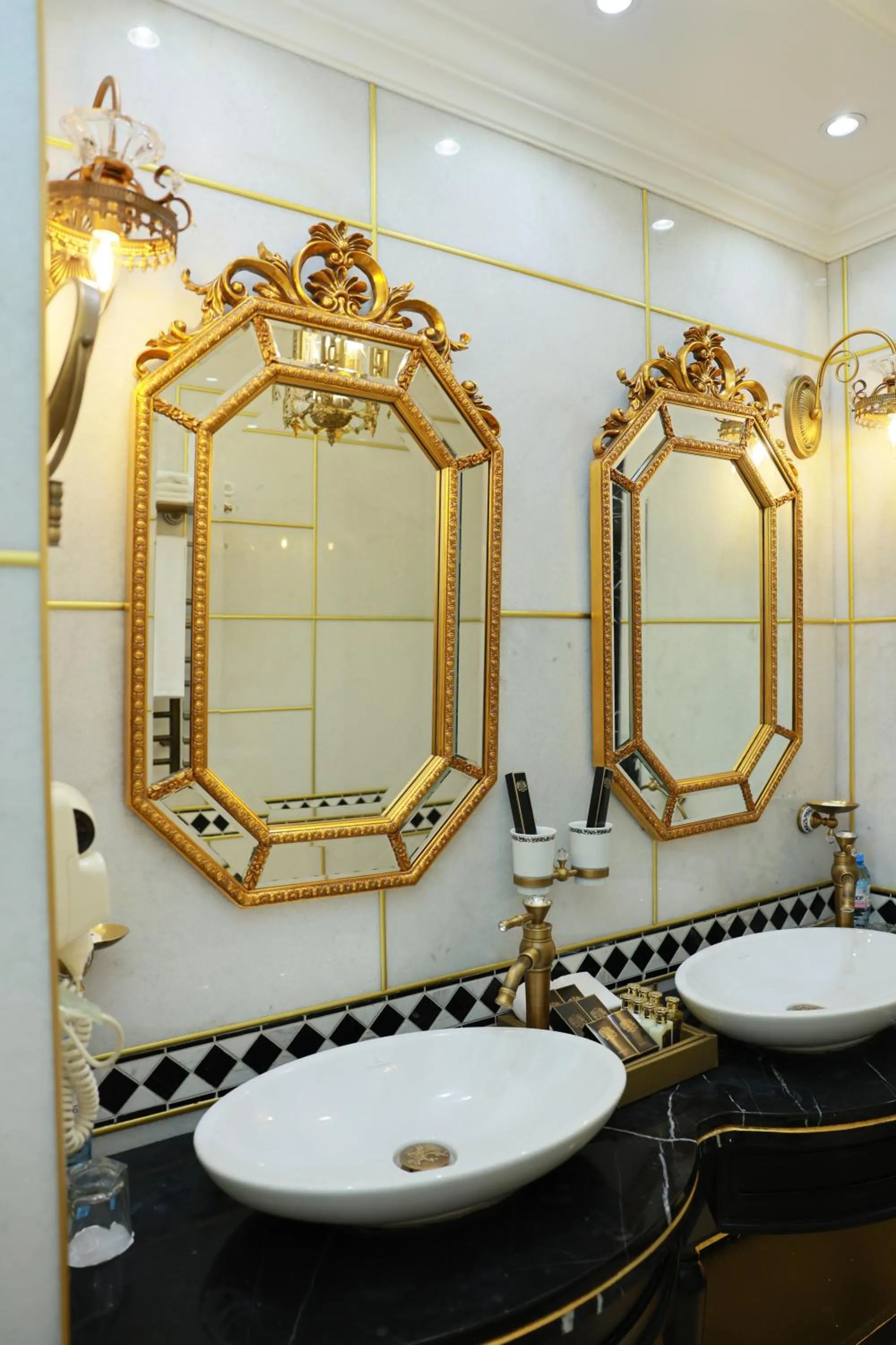 Bathroom in Golden Palace Hotel Yerevan