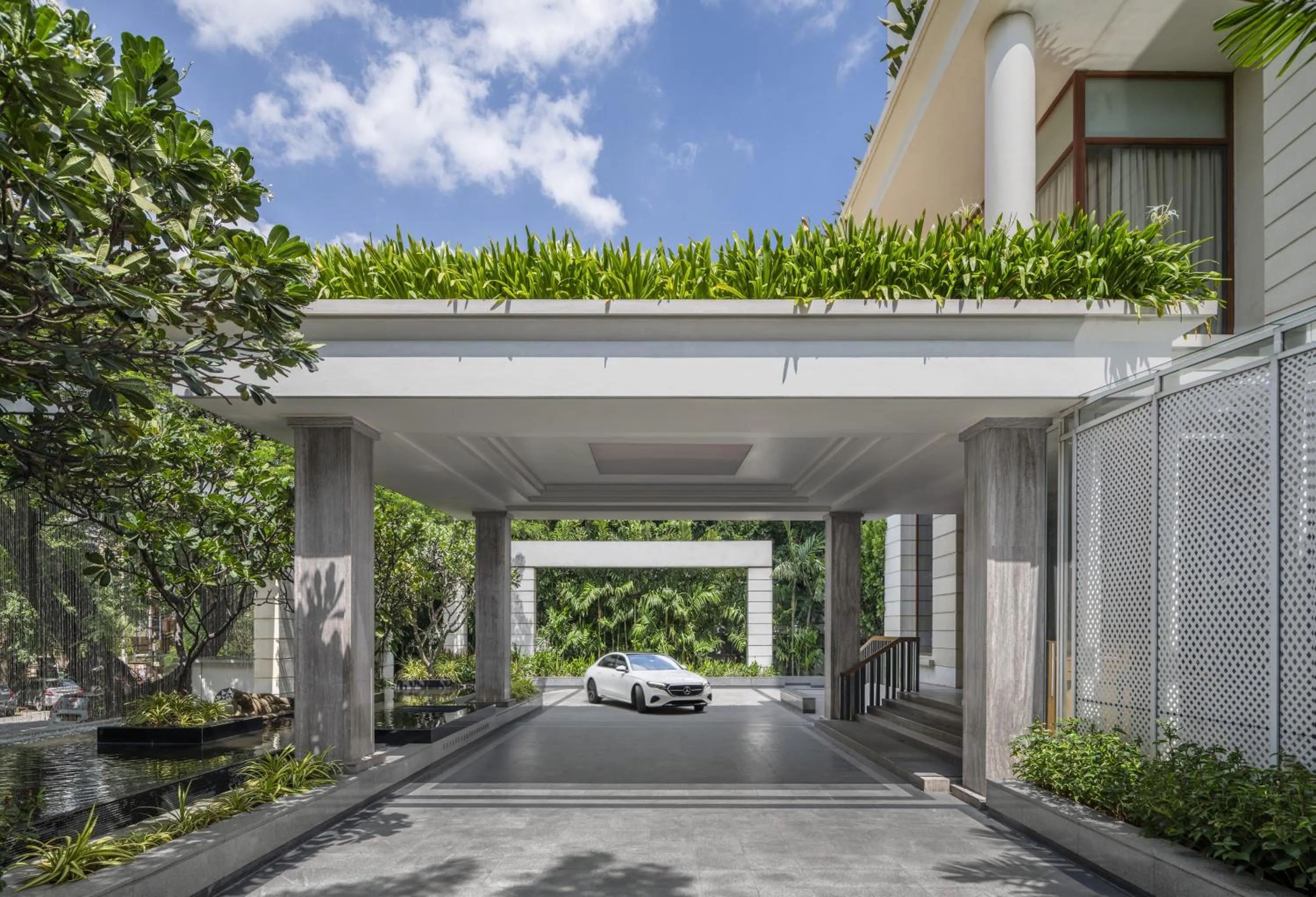 Facade/entrance in The Raintree, St. Mary’s Road