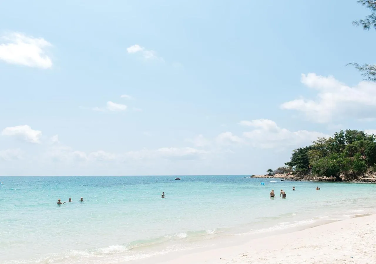 Beach in Ao Cho Grandview Hideaway Resort