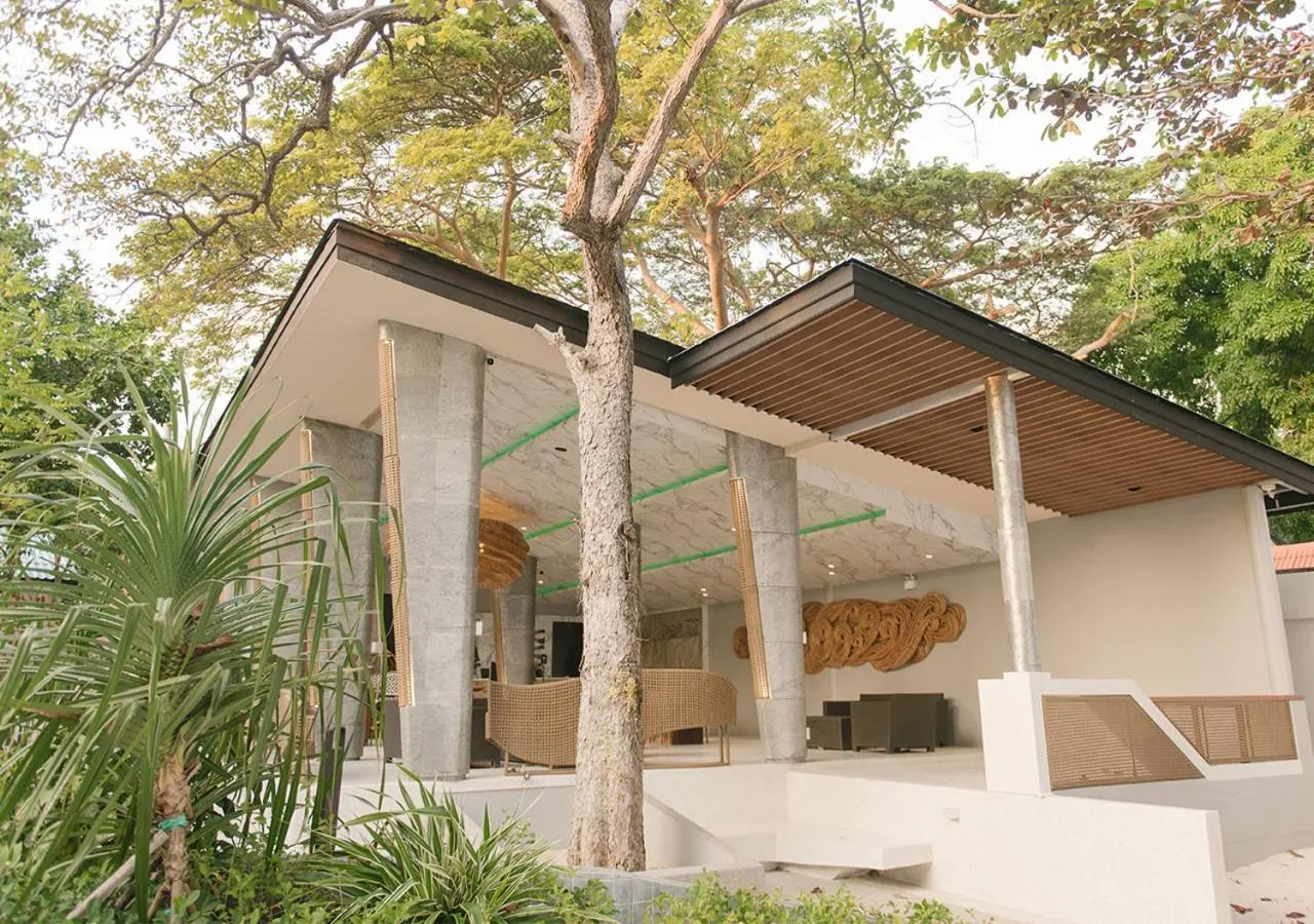 Lobby or reception in Ao Cho Grandview Hideaway Resort