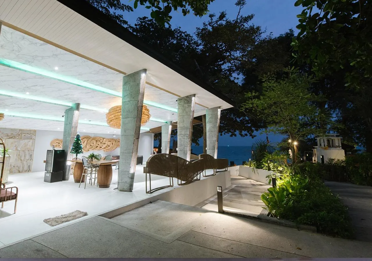 Lobby or reception in Ao Cho Grandview Hideaway Resort