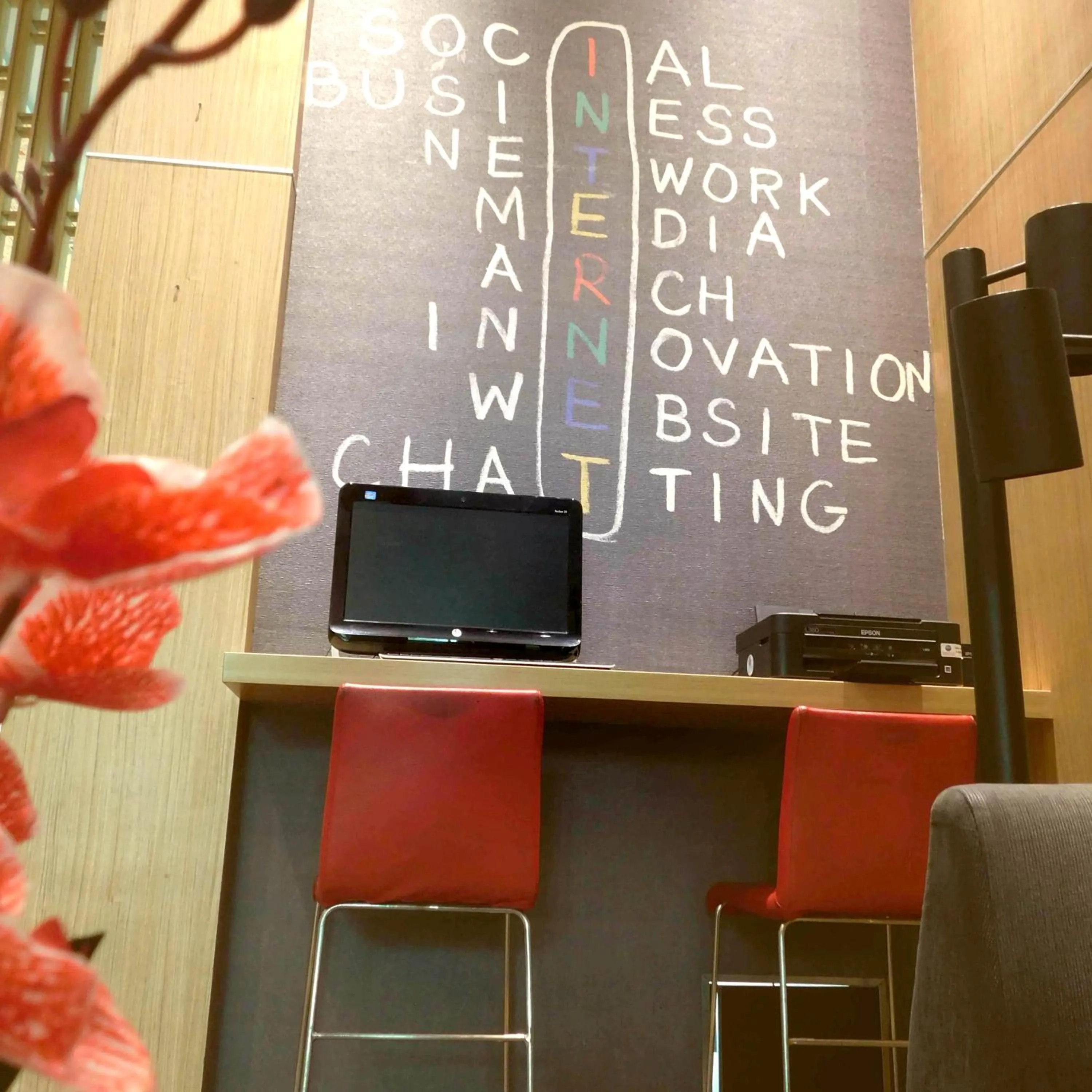 Business facilities in Tamarin Hotel Jakarta manage by Vib Hospitality Management