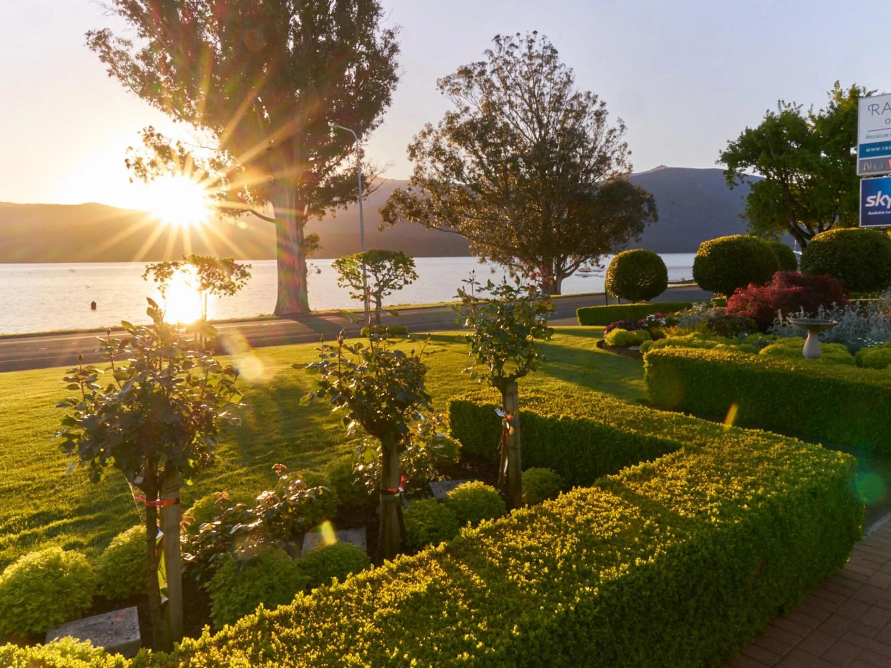 Garden in Radfords on the Lake
