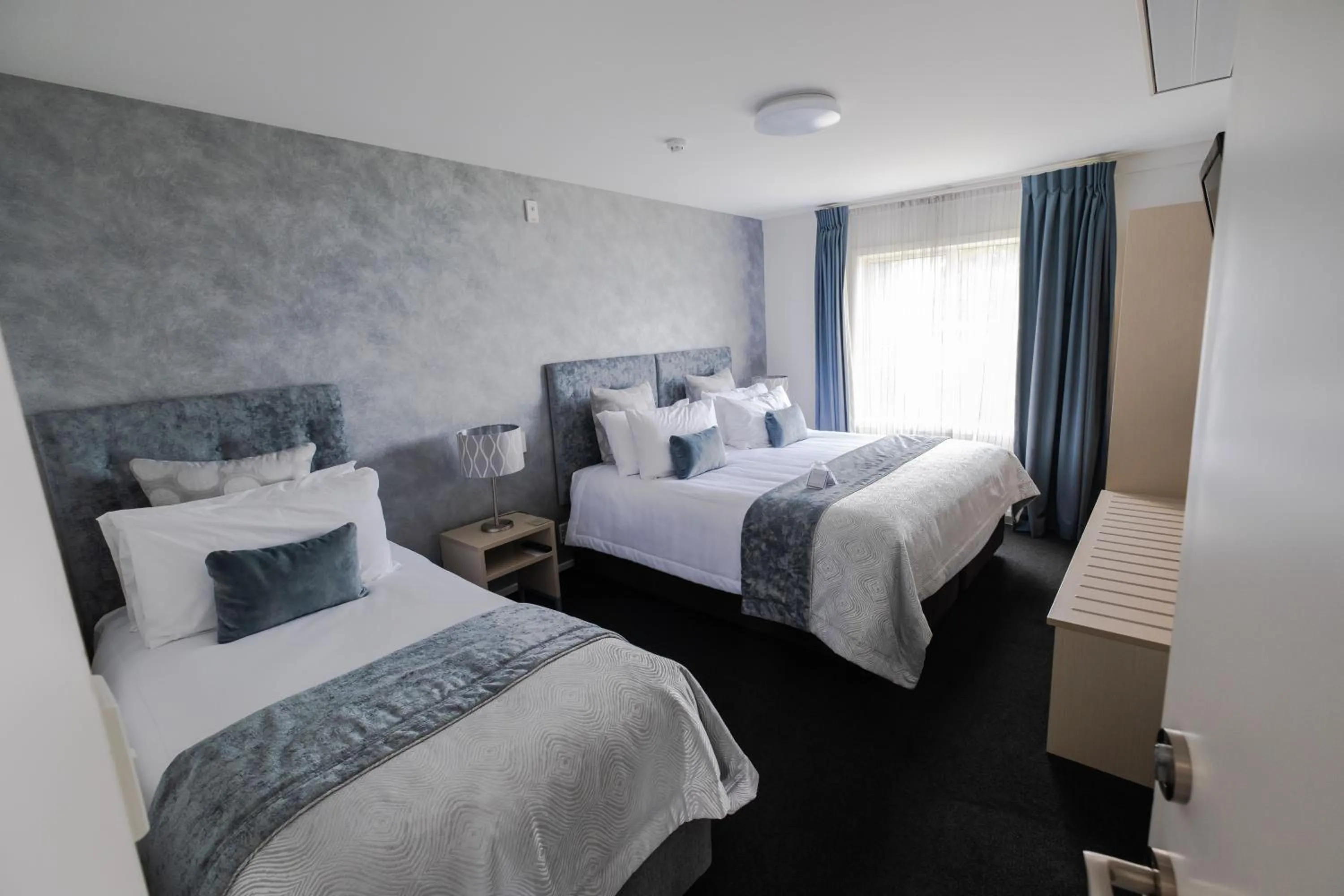 Bed in Radfords on the Lake