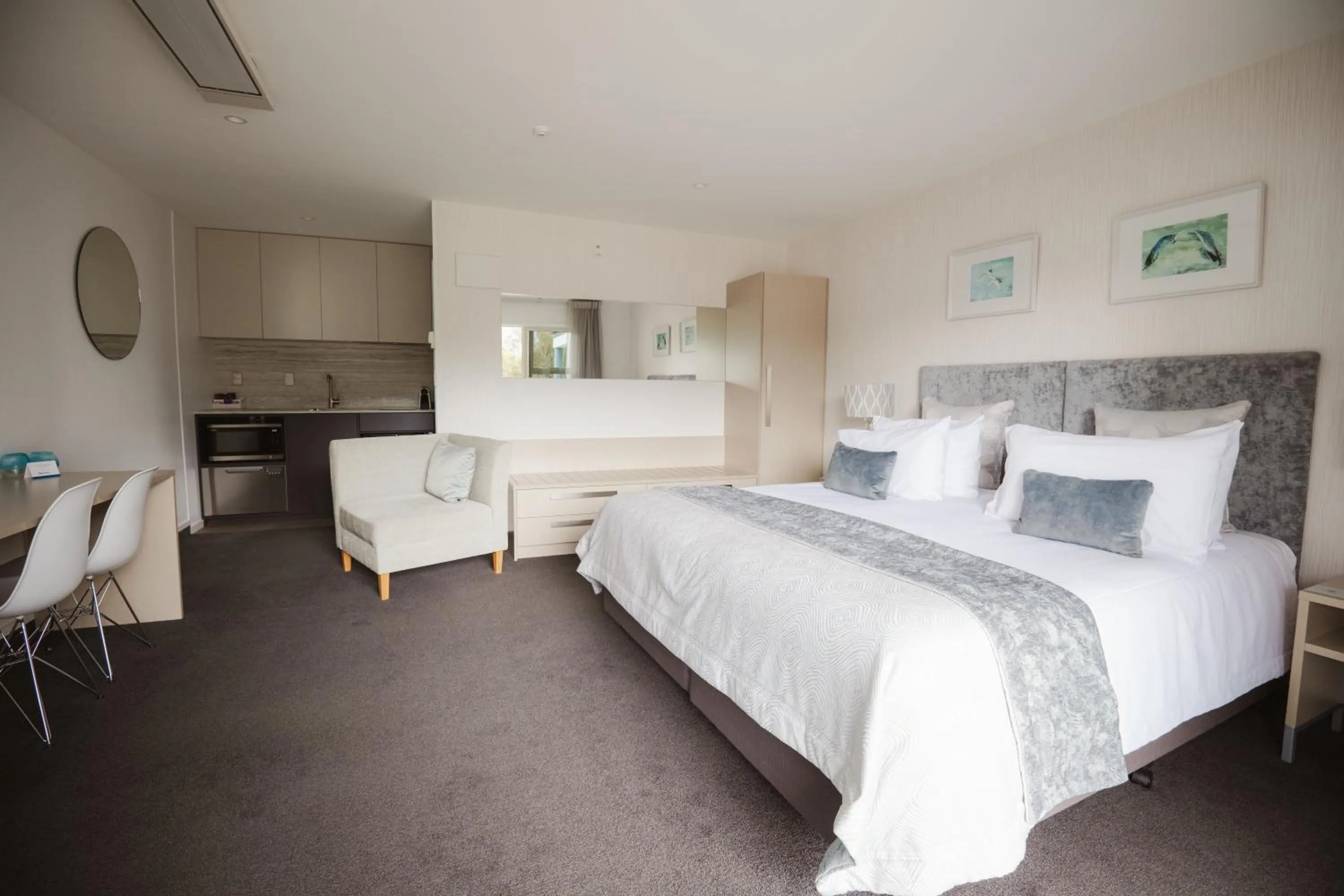 Bed in Radfords on the Lake