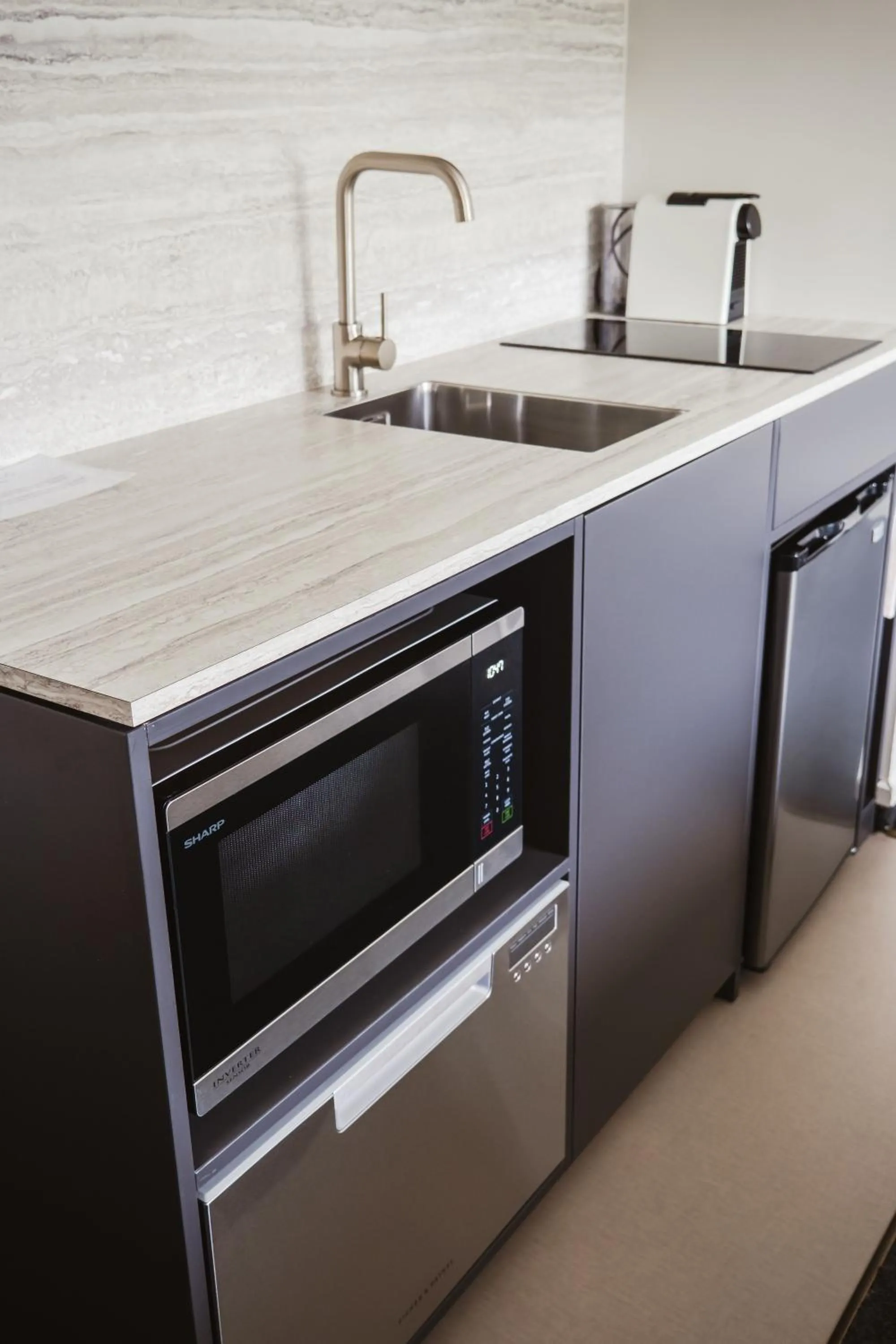 Kitchen or kitchenette in Radfords on the Lake