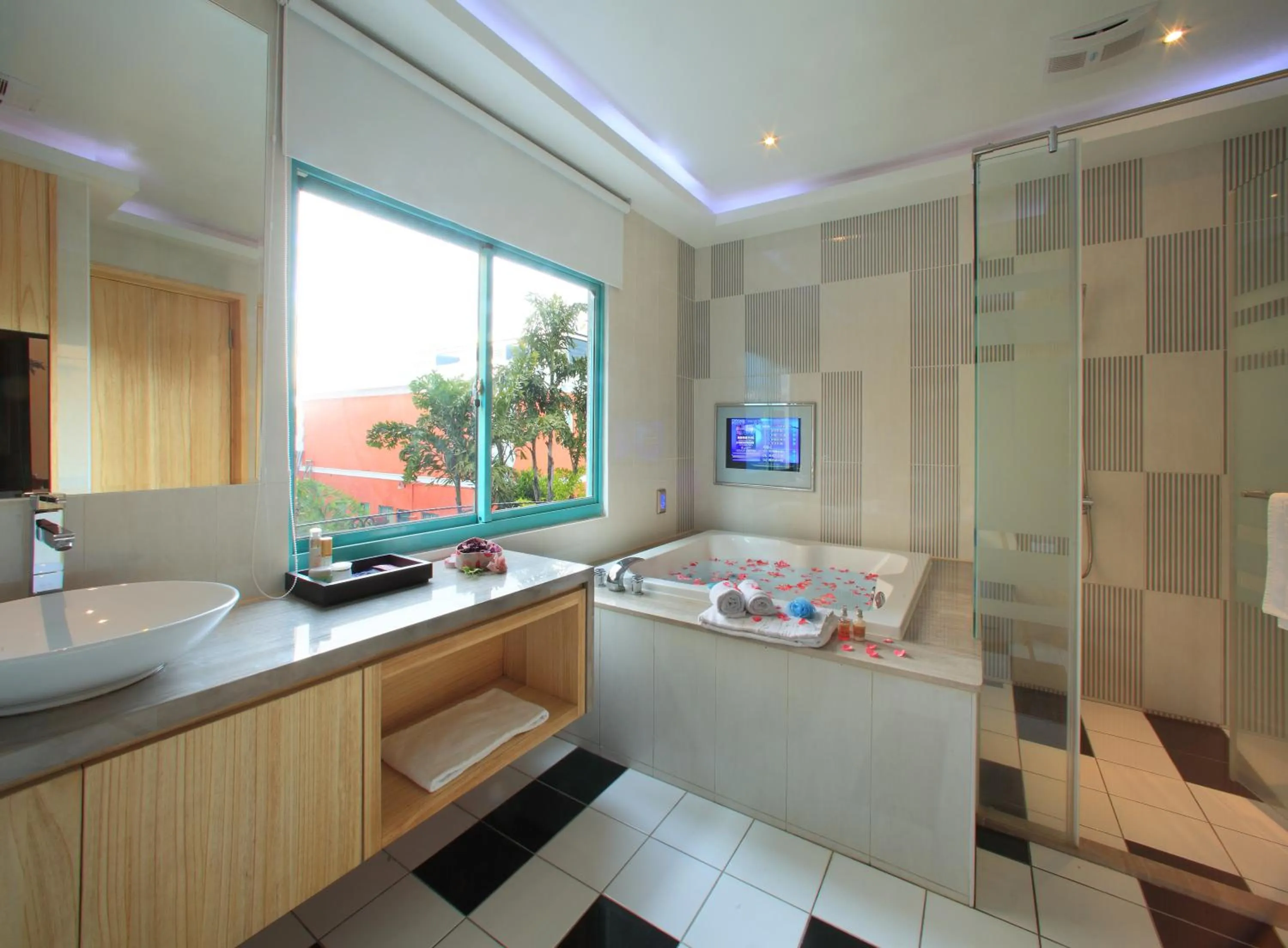 Roman Vacation Motel