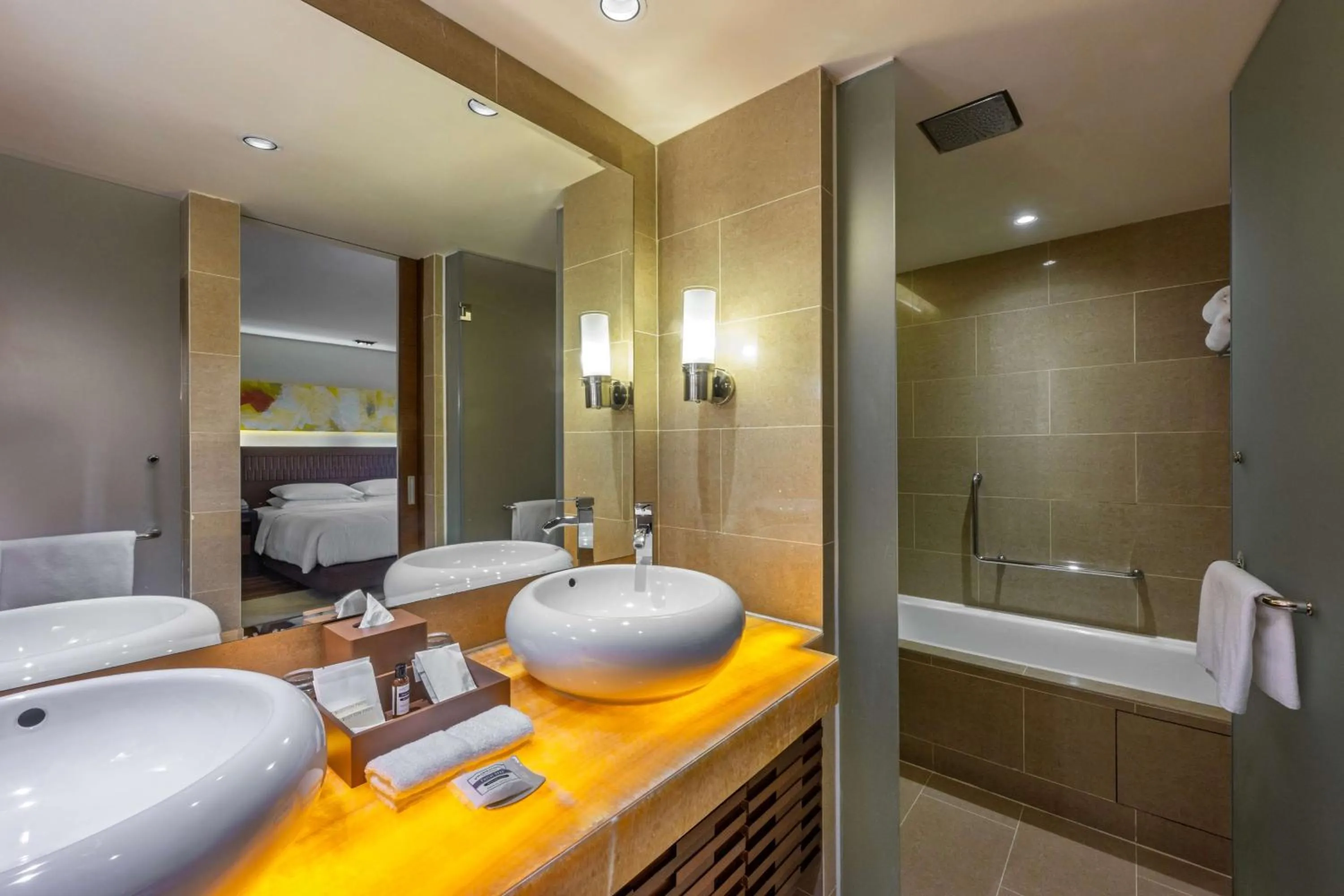 Bathroom in Hyatt Regency Kinabalu