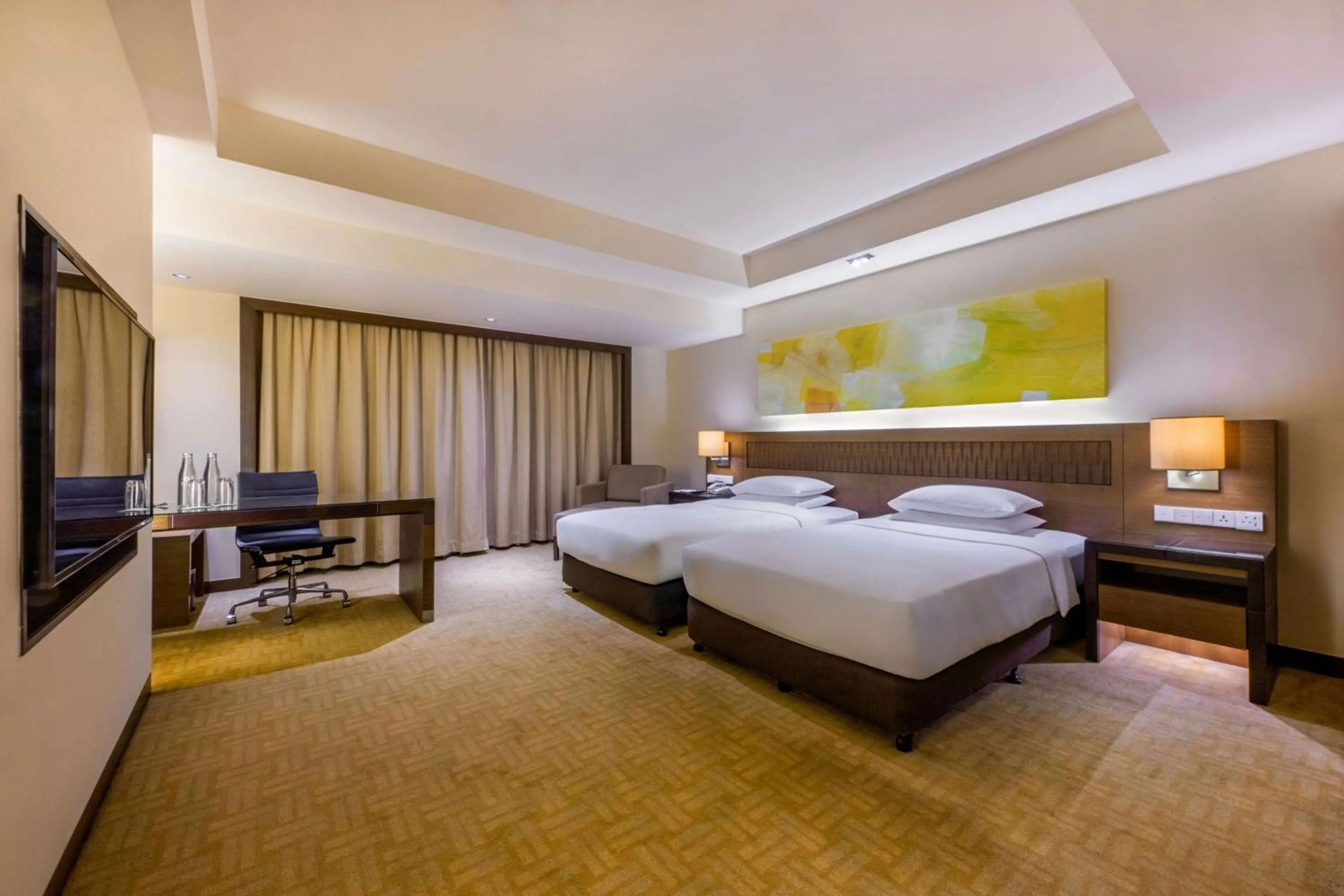 Bedroom, Bed in Hyatt Regency Kinabalu