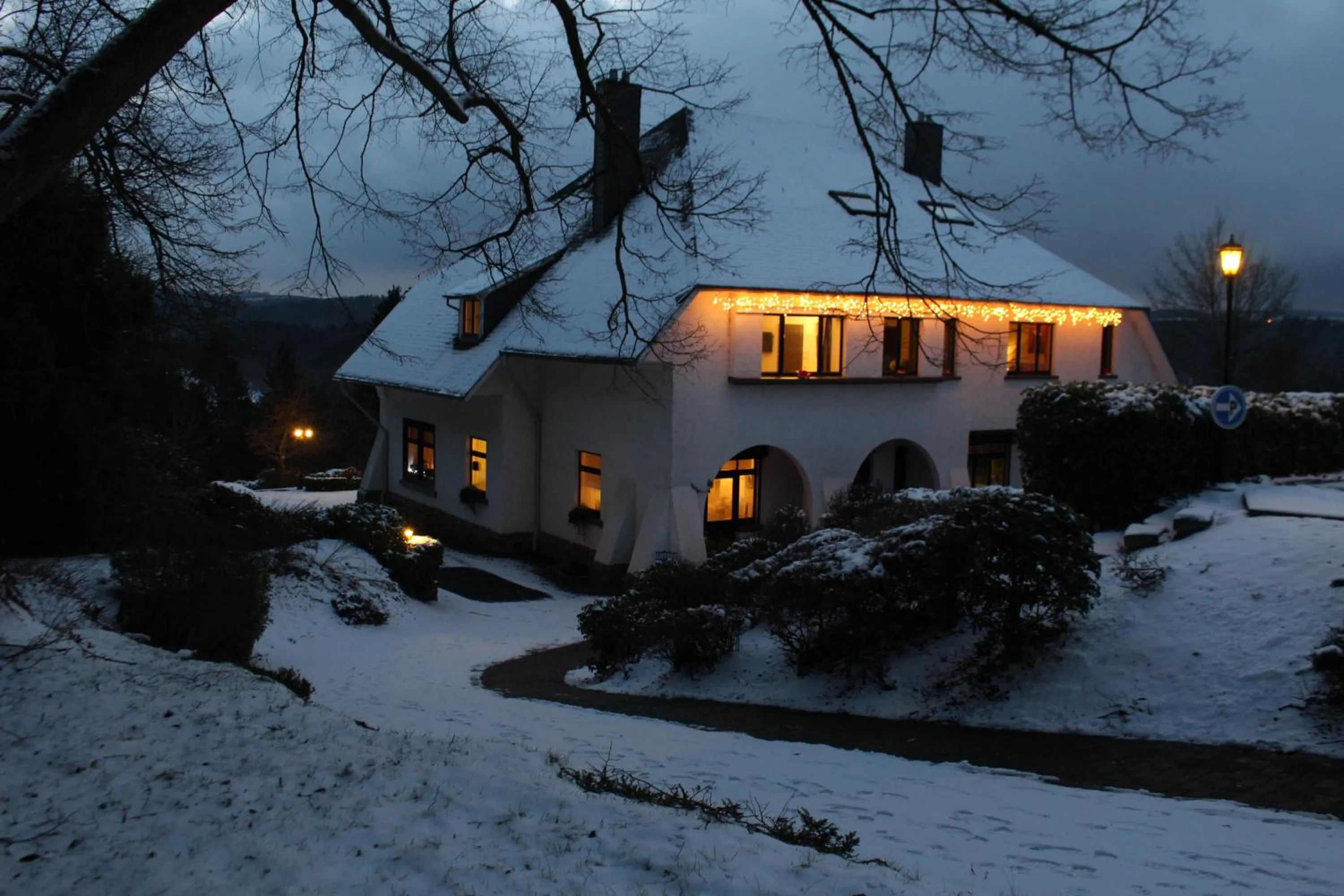 Property building in Les Alisiers