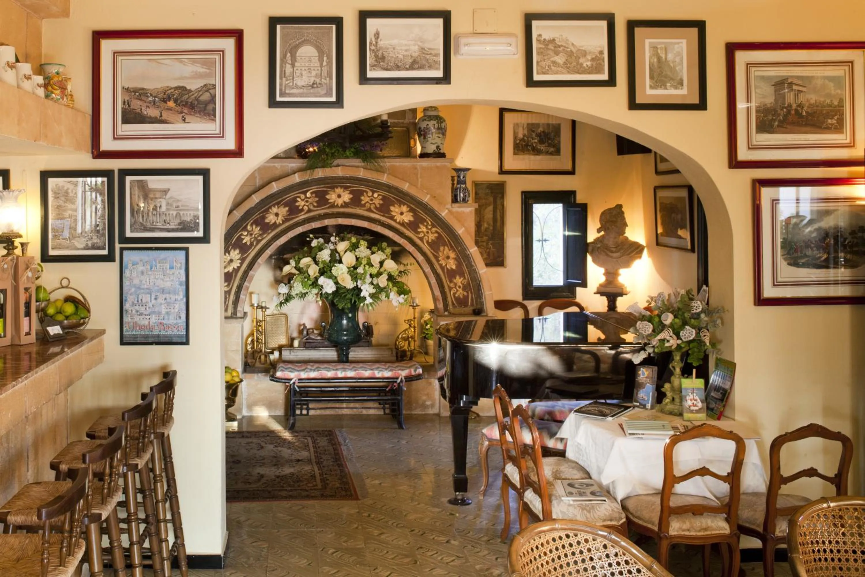 Lounge or bar in Fowlers Hotel