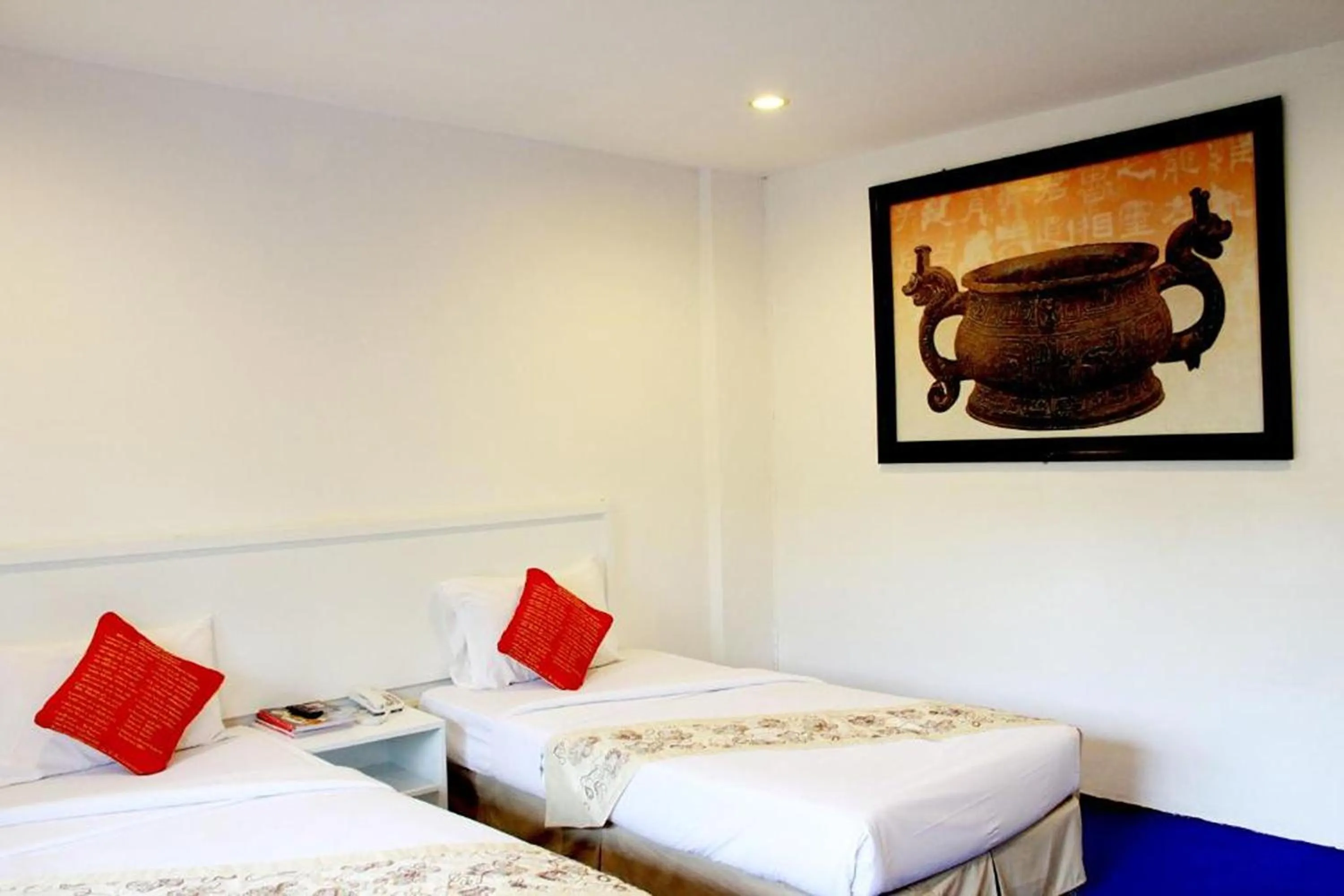 Bed in NIM SEE SENG Hotel