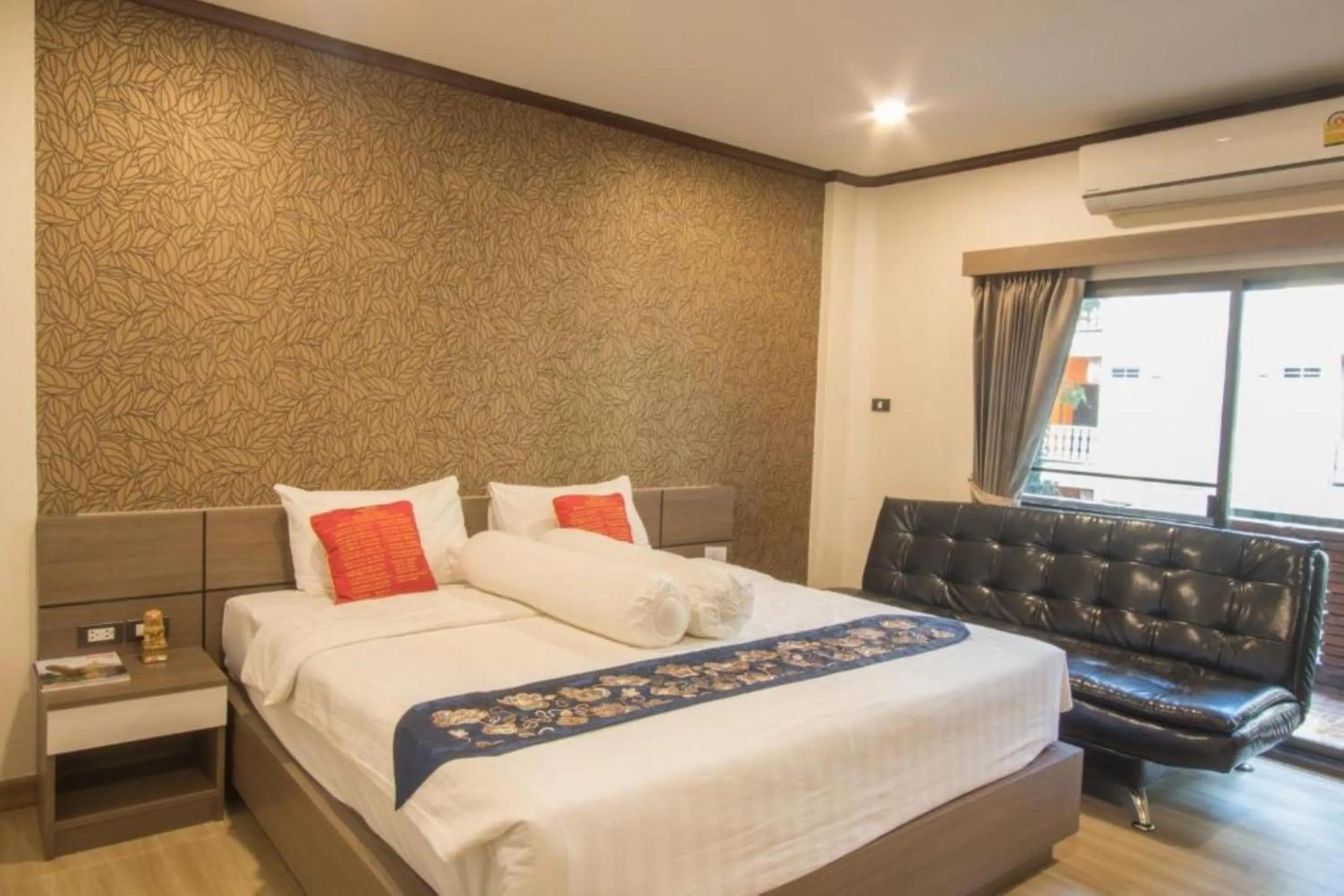 Bed in NIM SEE SENG Hotel