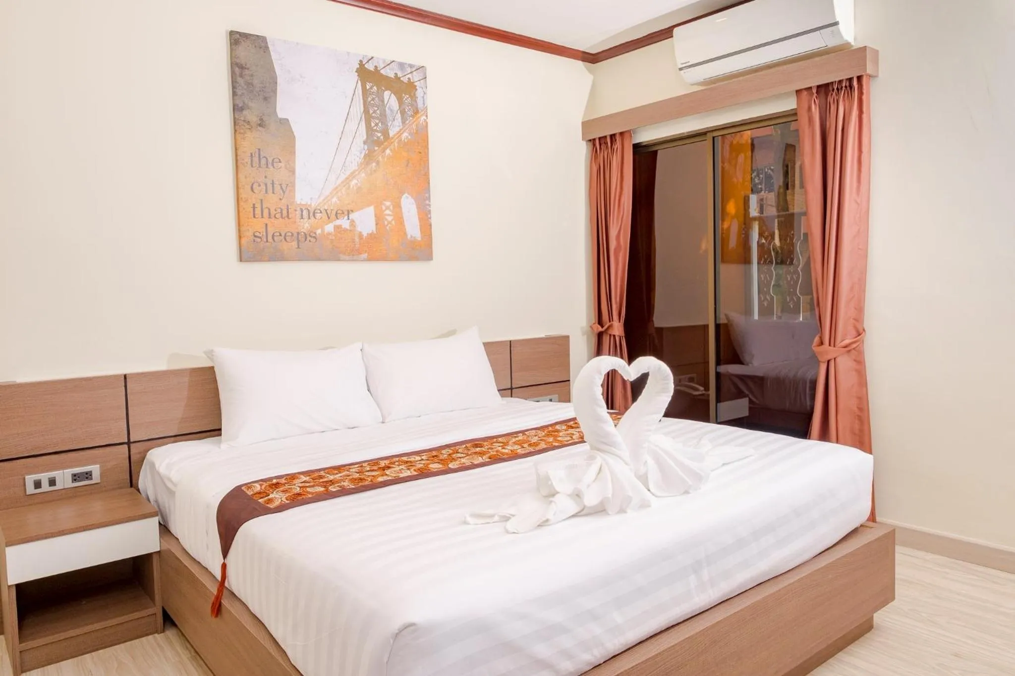Bed in NIM SEE SENG Hotel