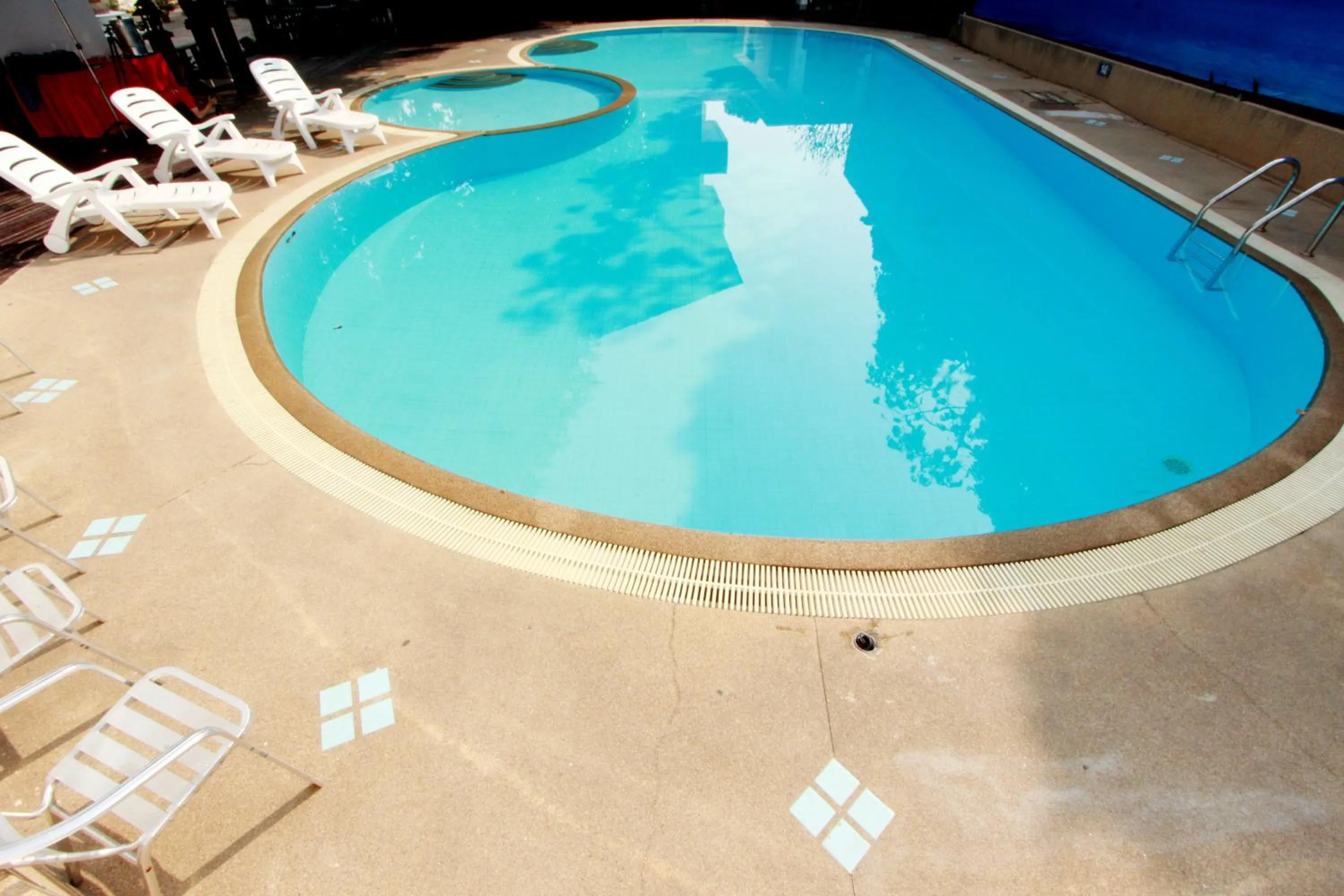Swimming pool in NIM SEE SENG Hotel