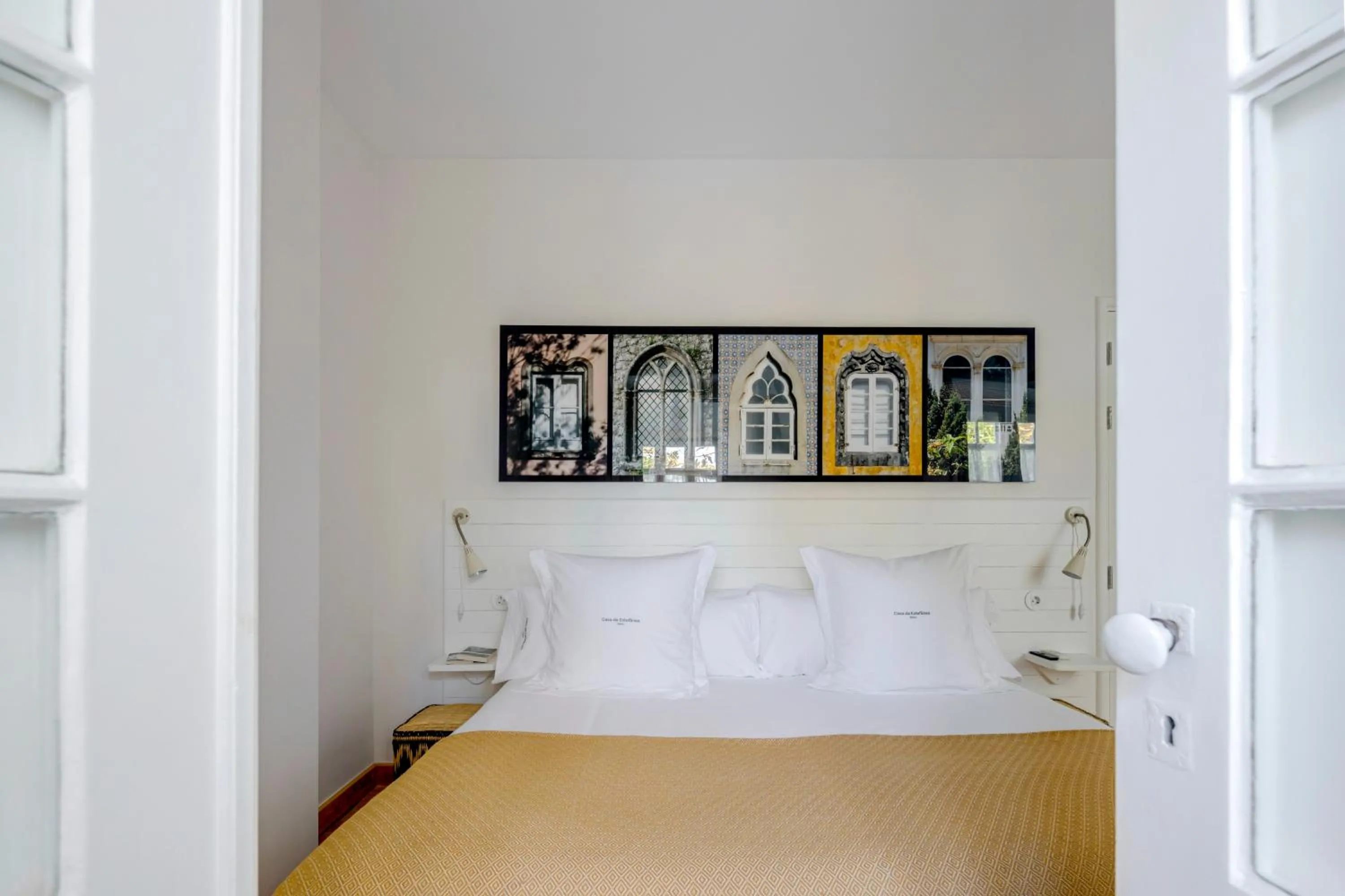 Decorative detail, Bed in Casa da Estefânea