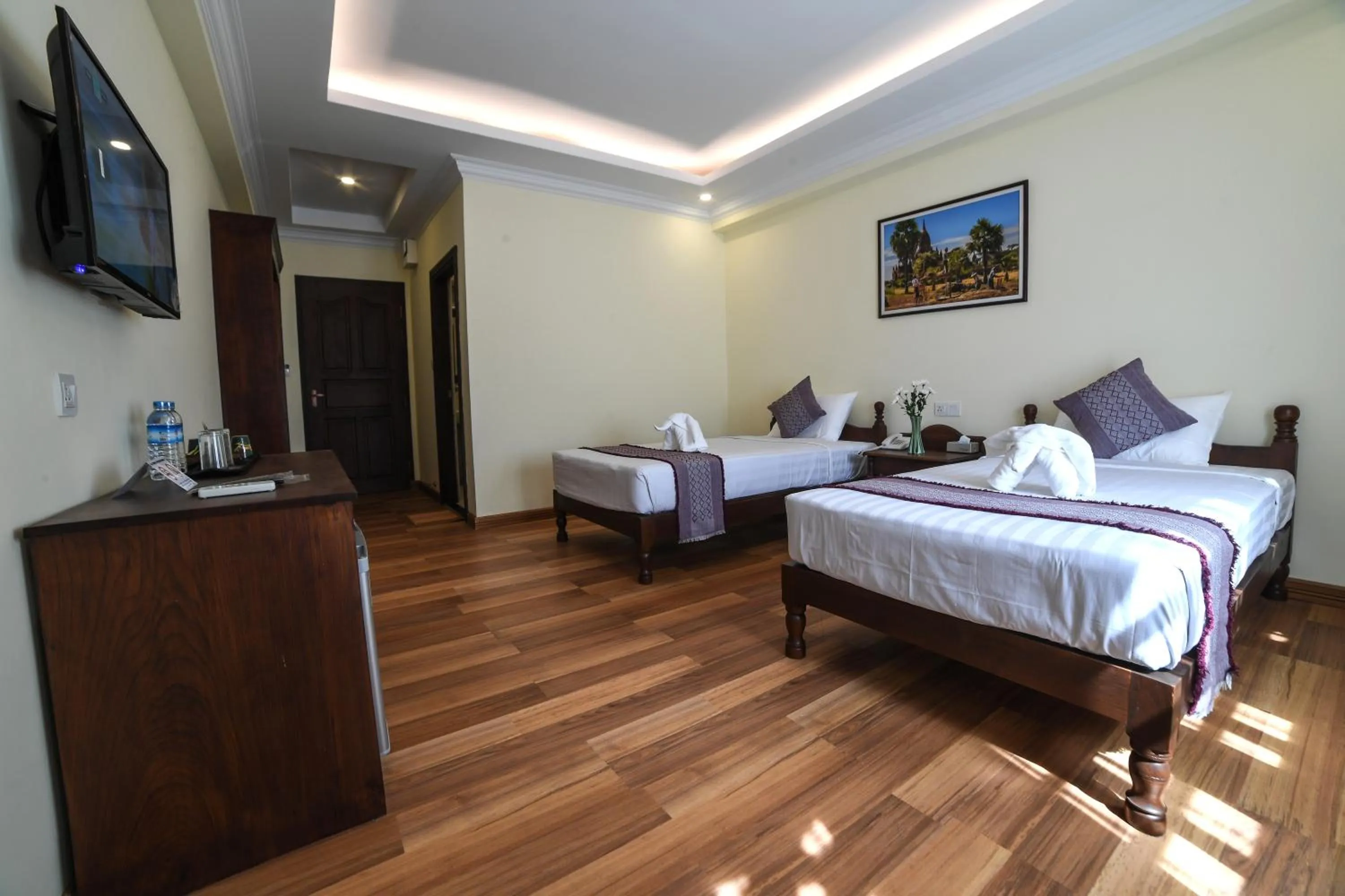 Shower, Bed in Bagan View Hotel