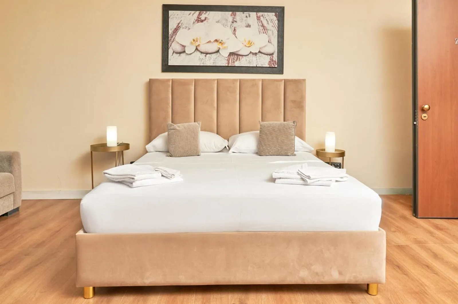 Bed in Mirosa Bed and Breakfast