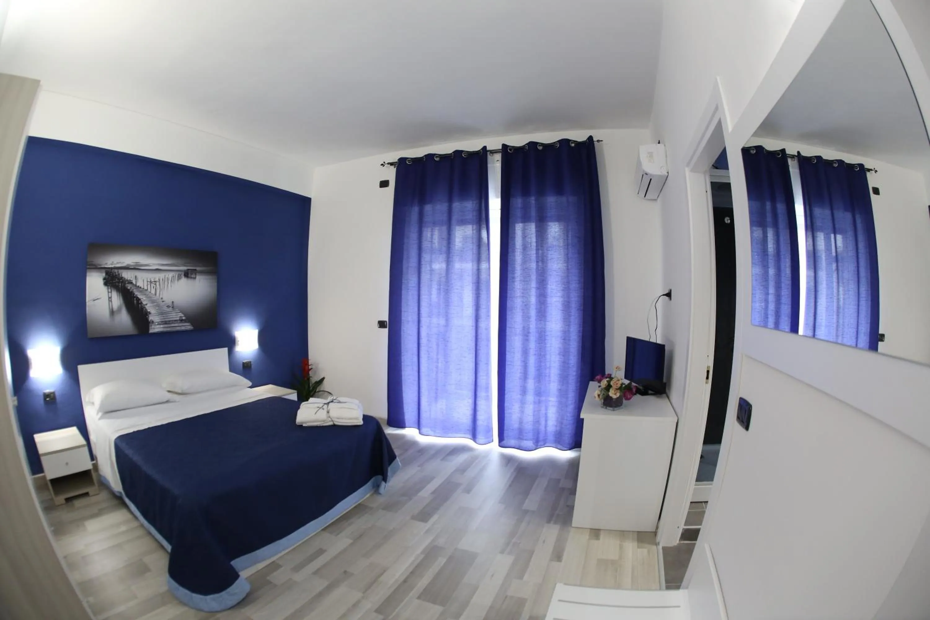 Photo of the whole room, Bed in Mirosa Bed and Breakfast