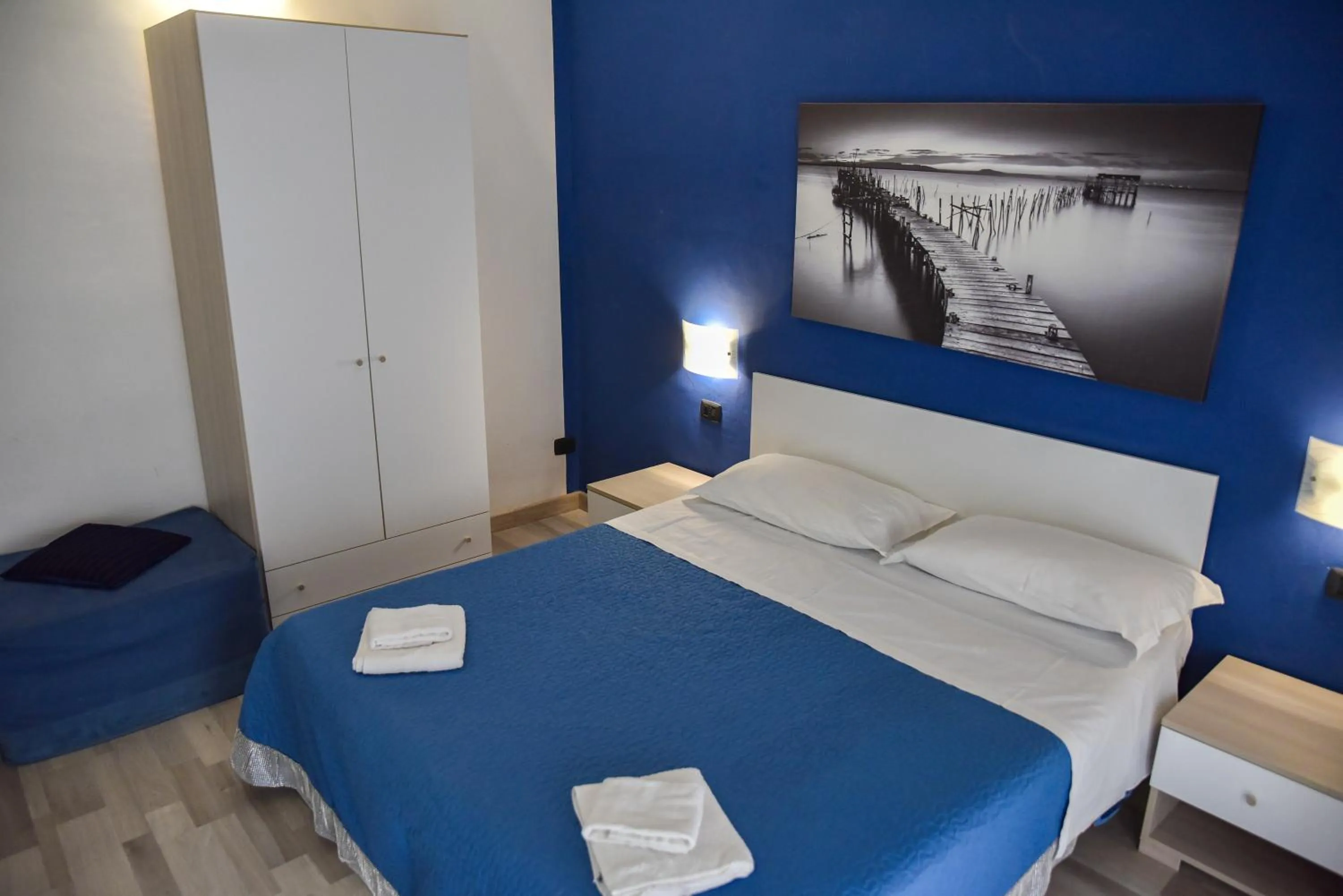 Bed in Mirosa Bed and Breakfast