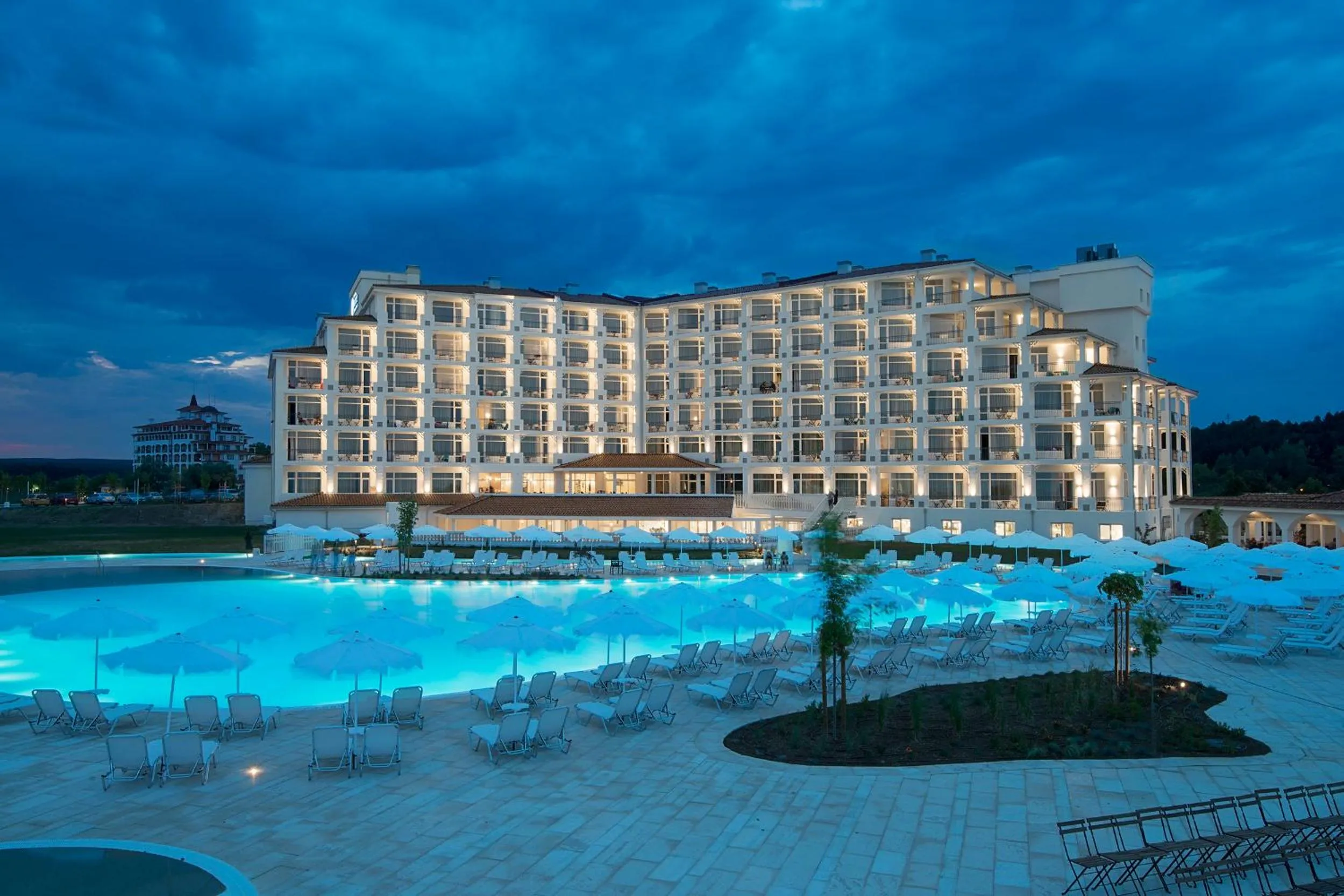 Facade/entrance in Sunrise Blue Magic Resort - All Inclusive