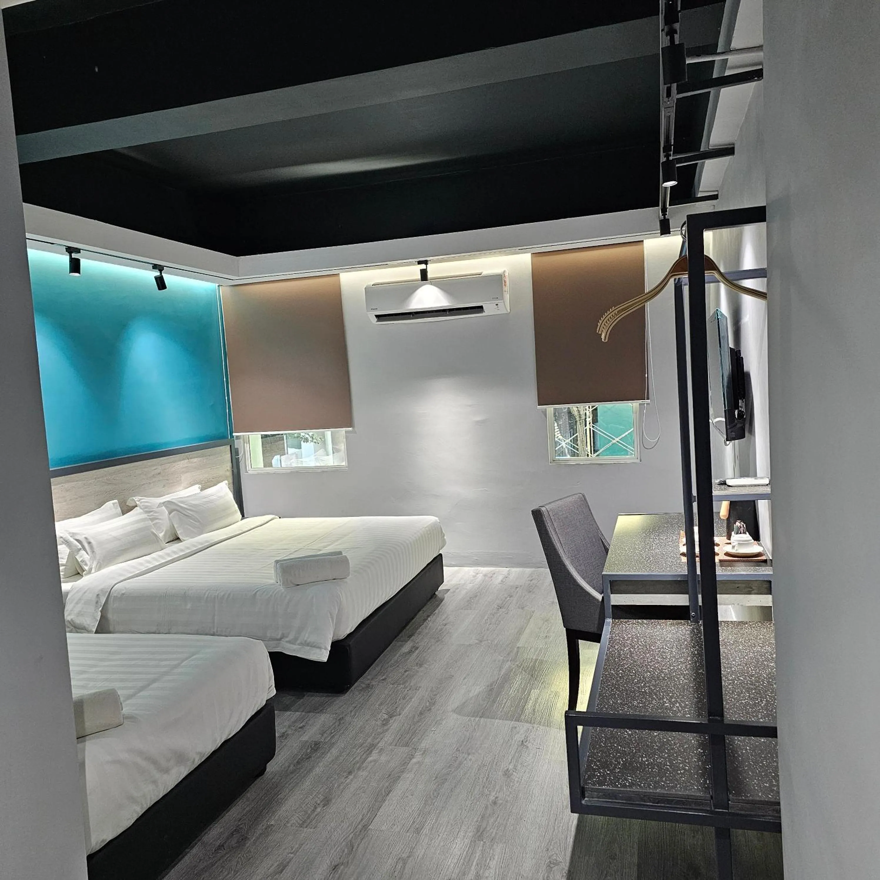 Bed in Pantai Inn Kota Kinabalu