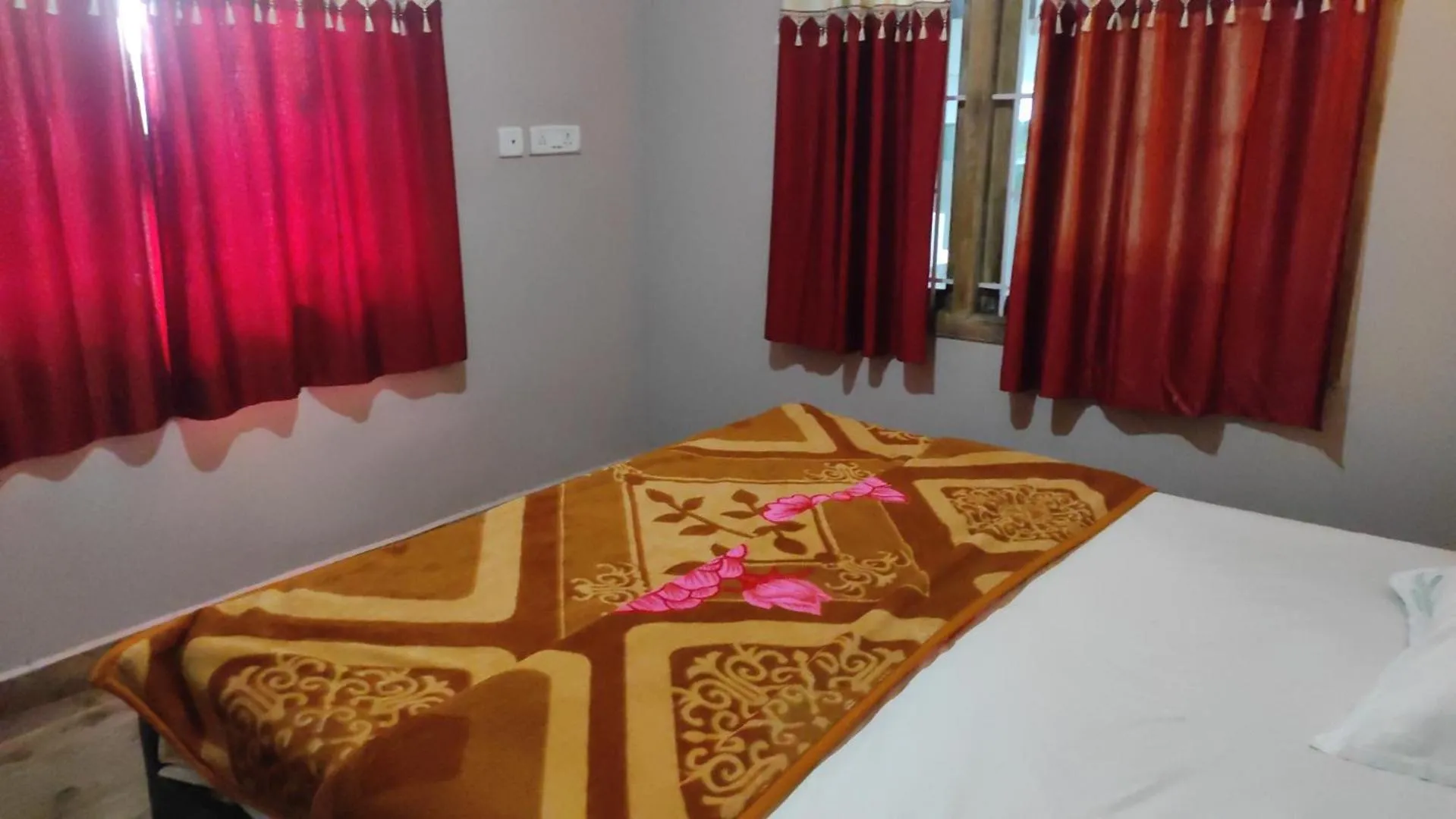 Bed in Pears Tree Suite