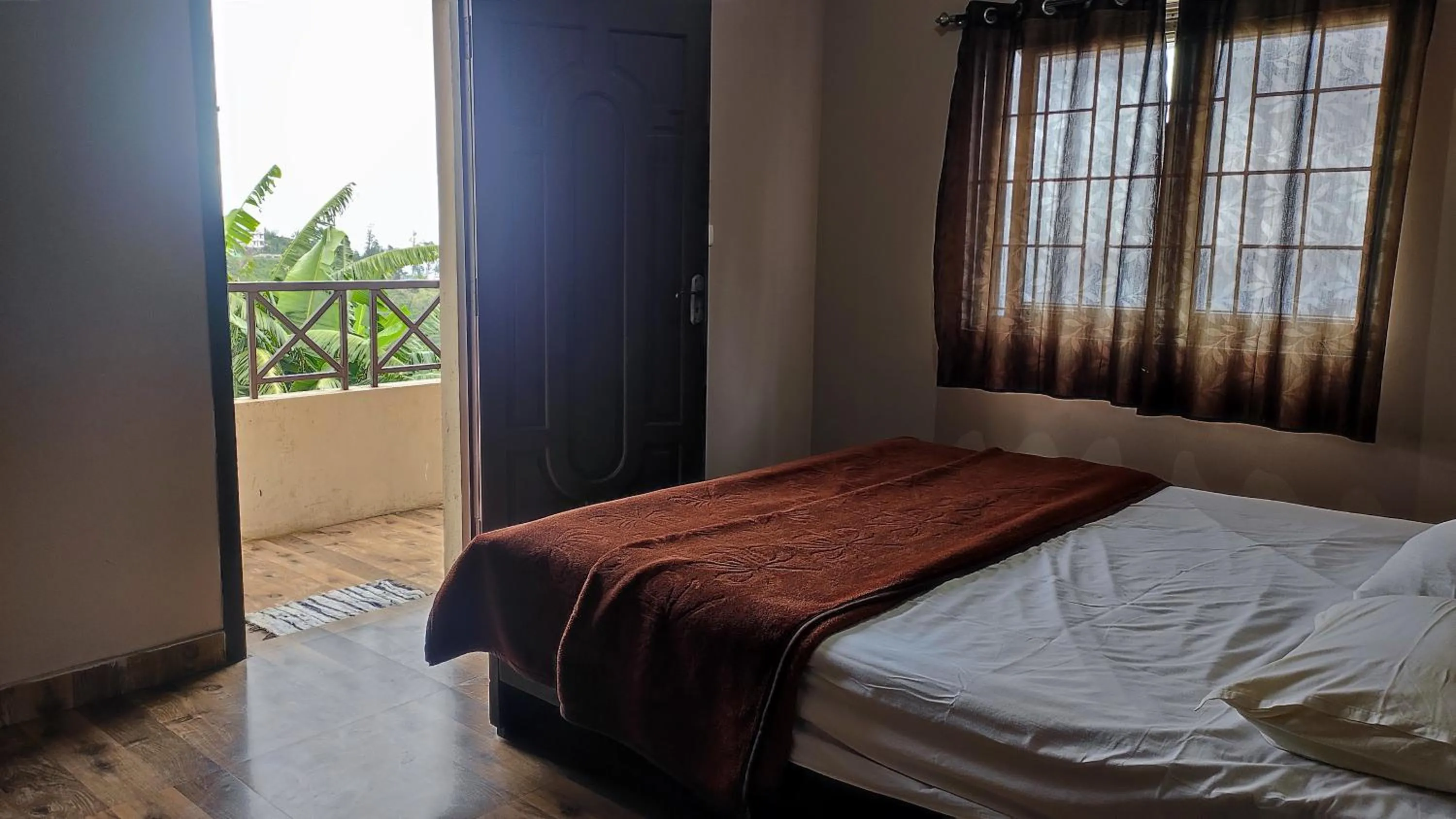 Bed in Pears Tree Suite