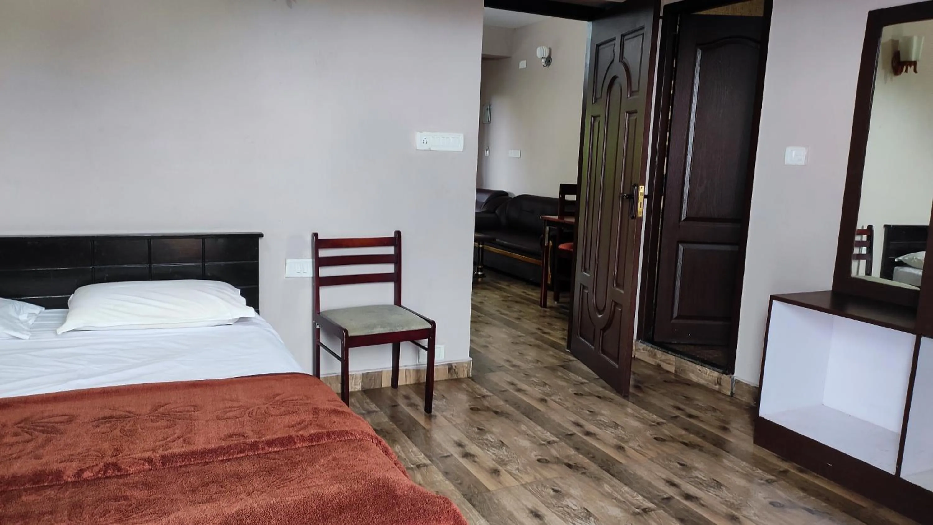 Bed in Pears Tree Suite