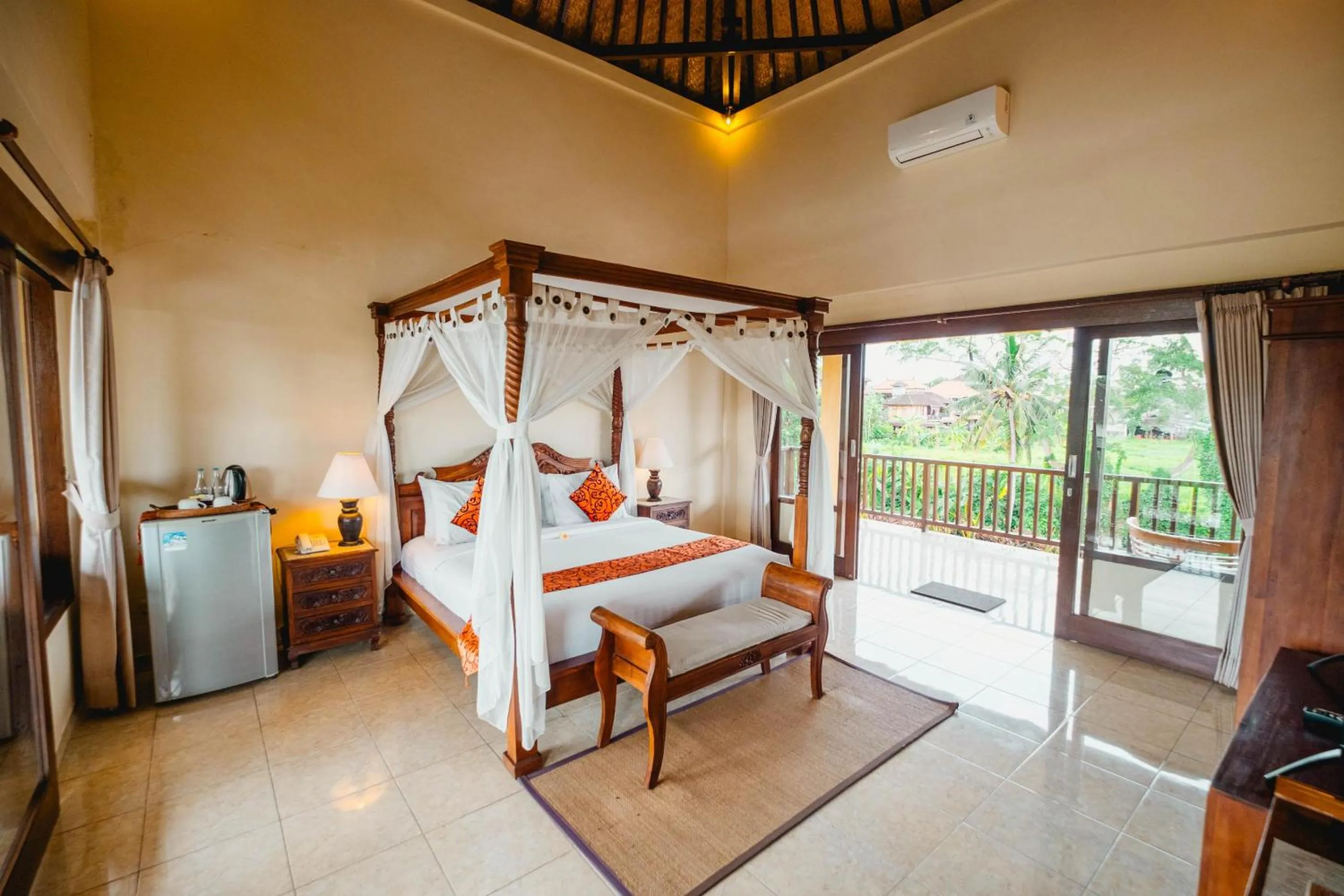 Bed in Sri Aksata Ubud Resort