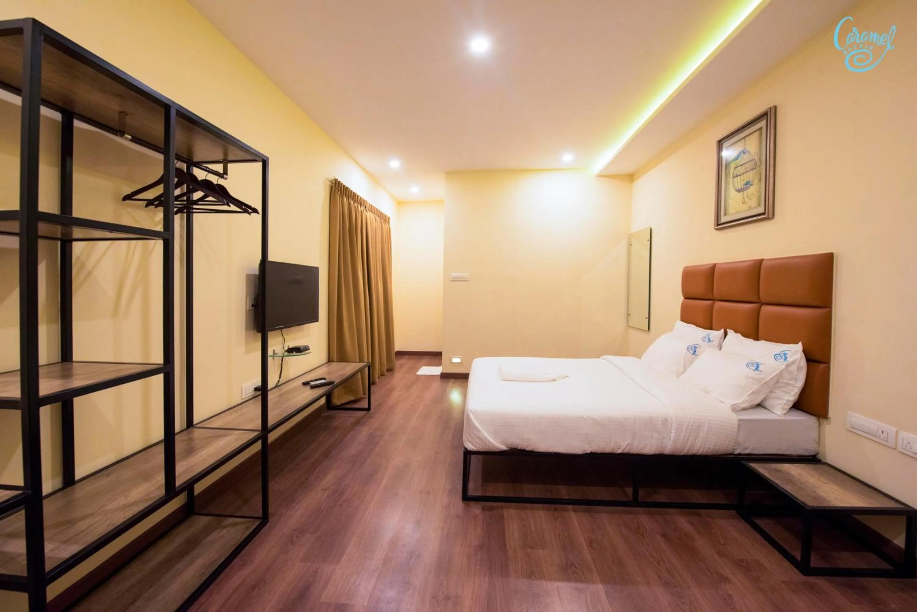 Bedroom, Bed in Caramel Hotels