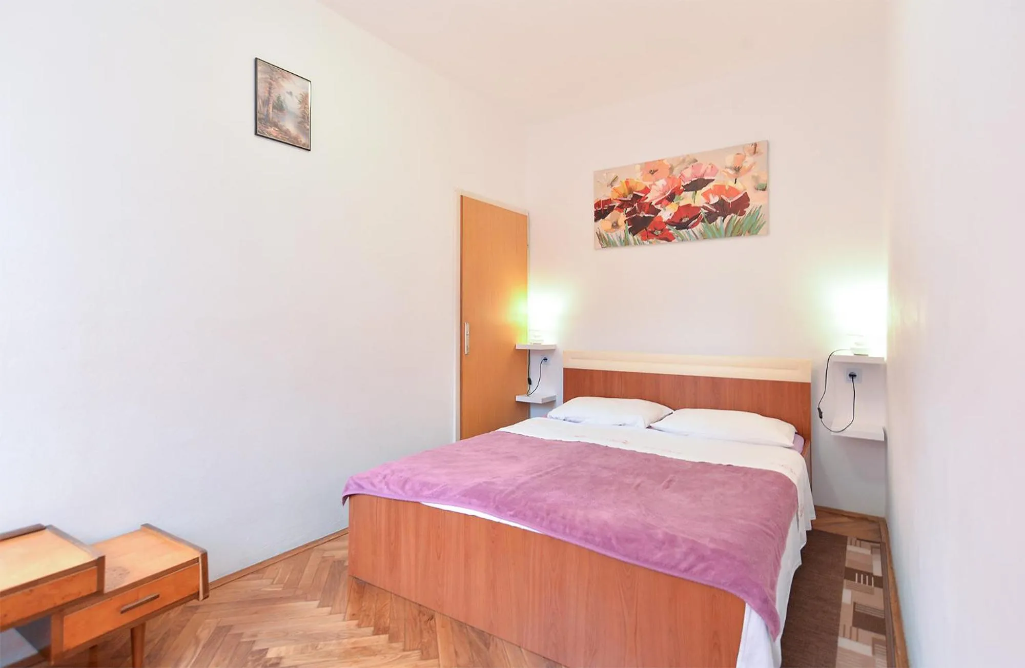 Bed in Apartments Fazana 407